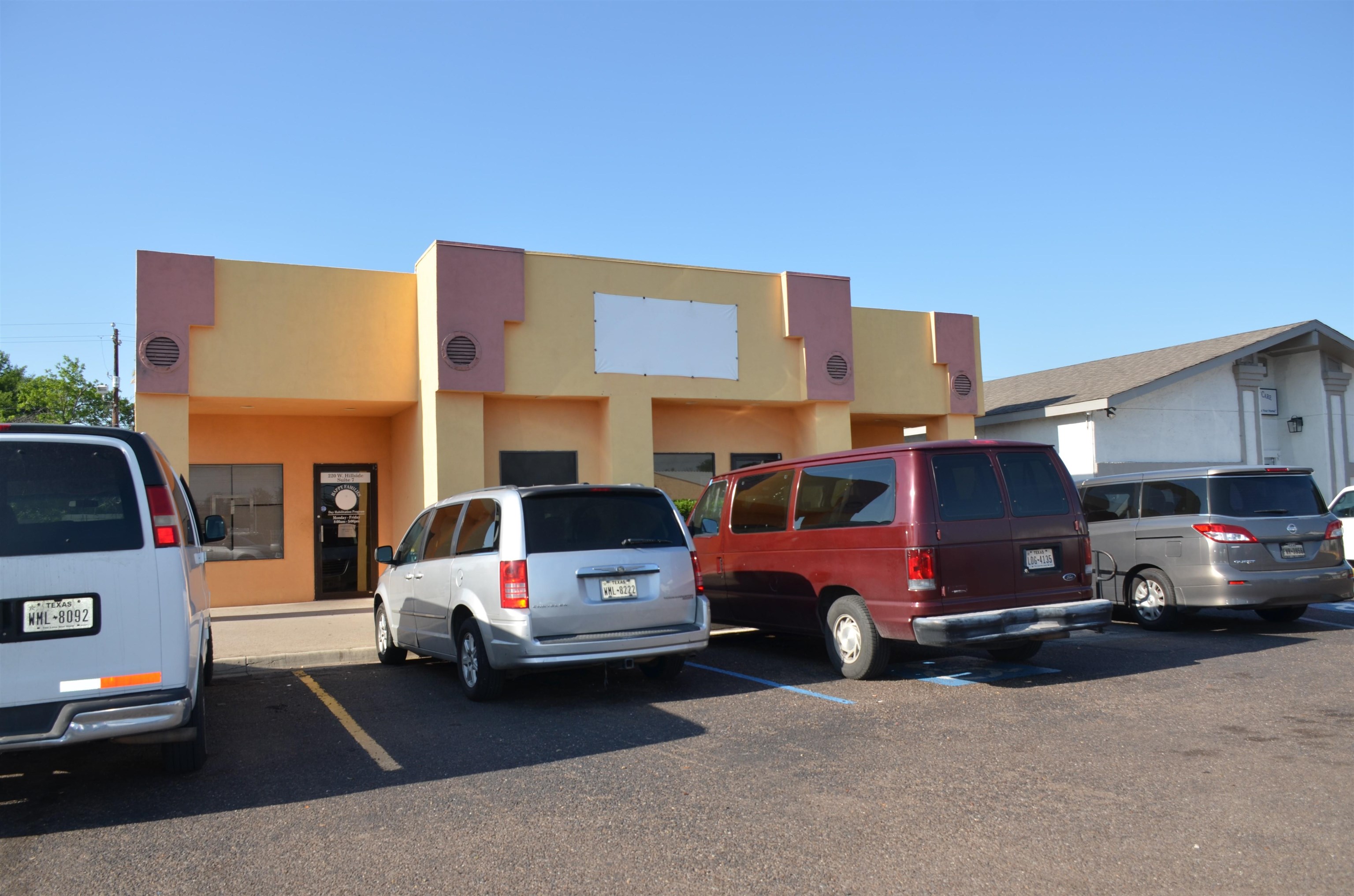 220 W Hillside Rd Unit: 7