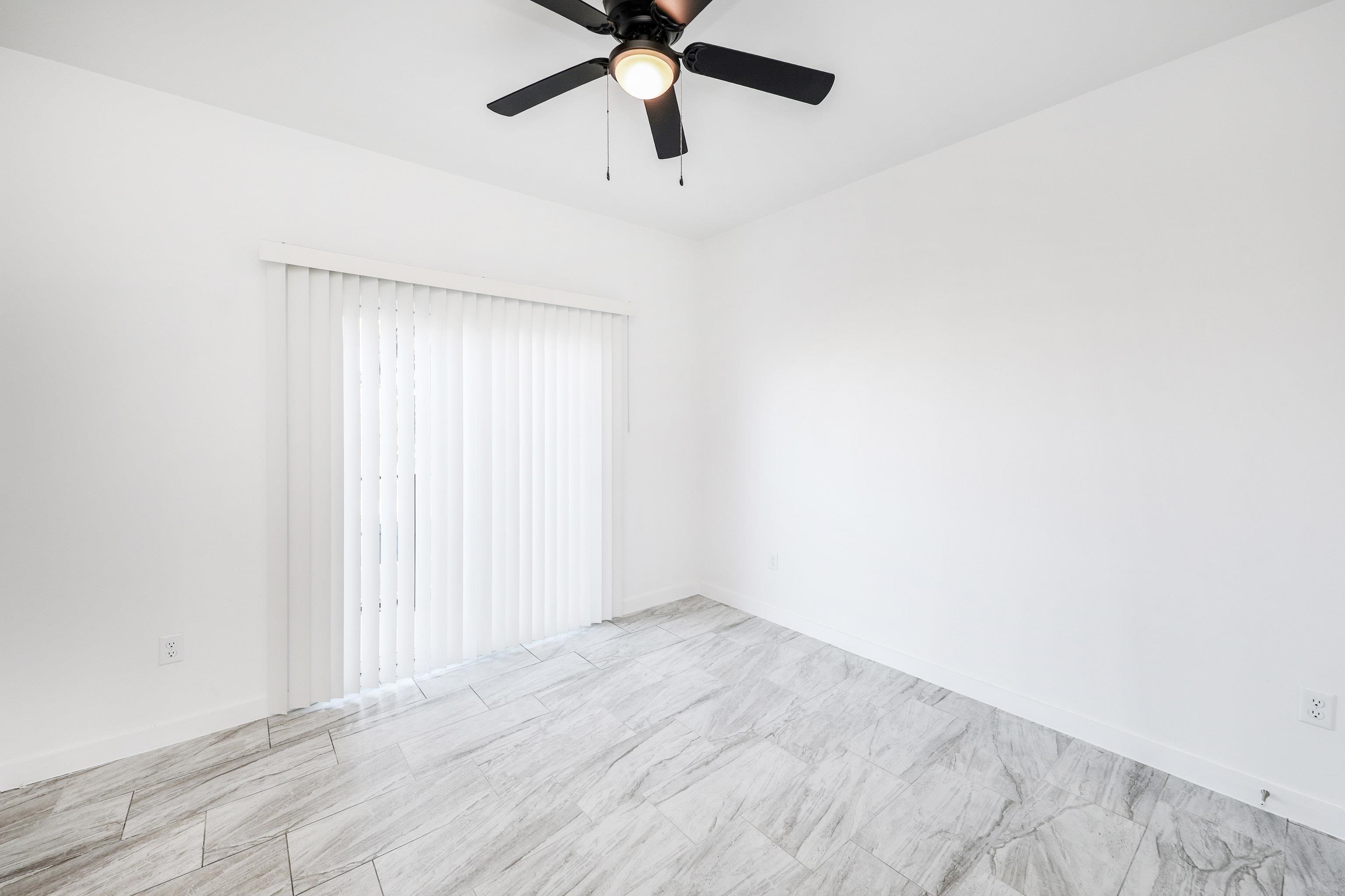 3911 Casa Blanca Lake Rd Unit: 7