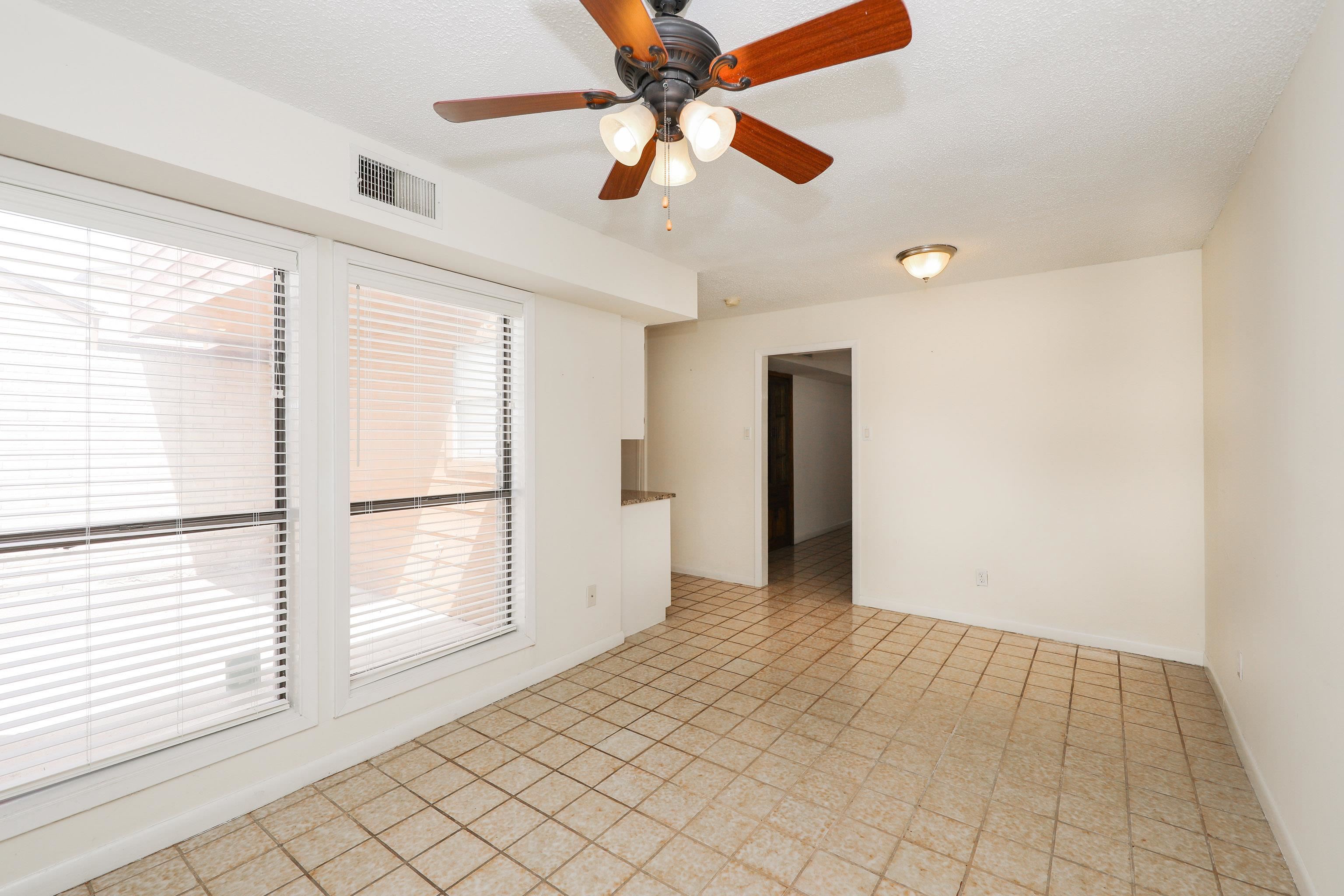 132 Martingale Ln Unit: 20