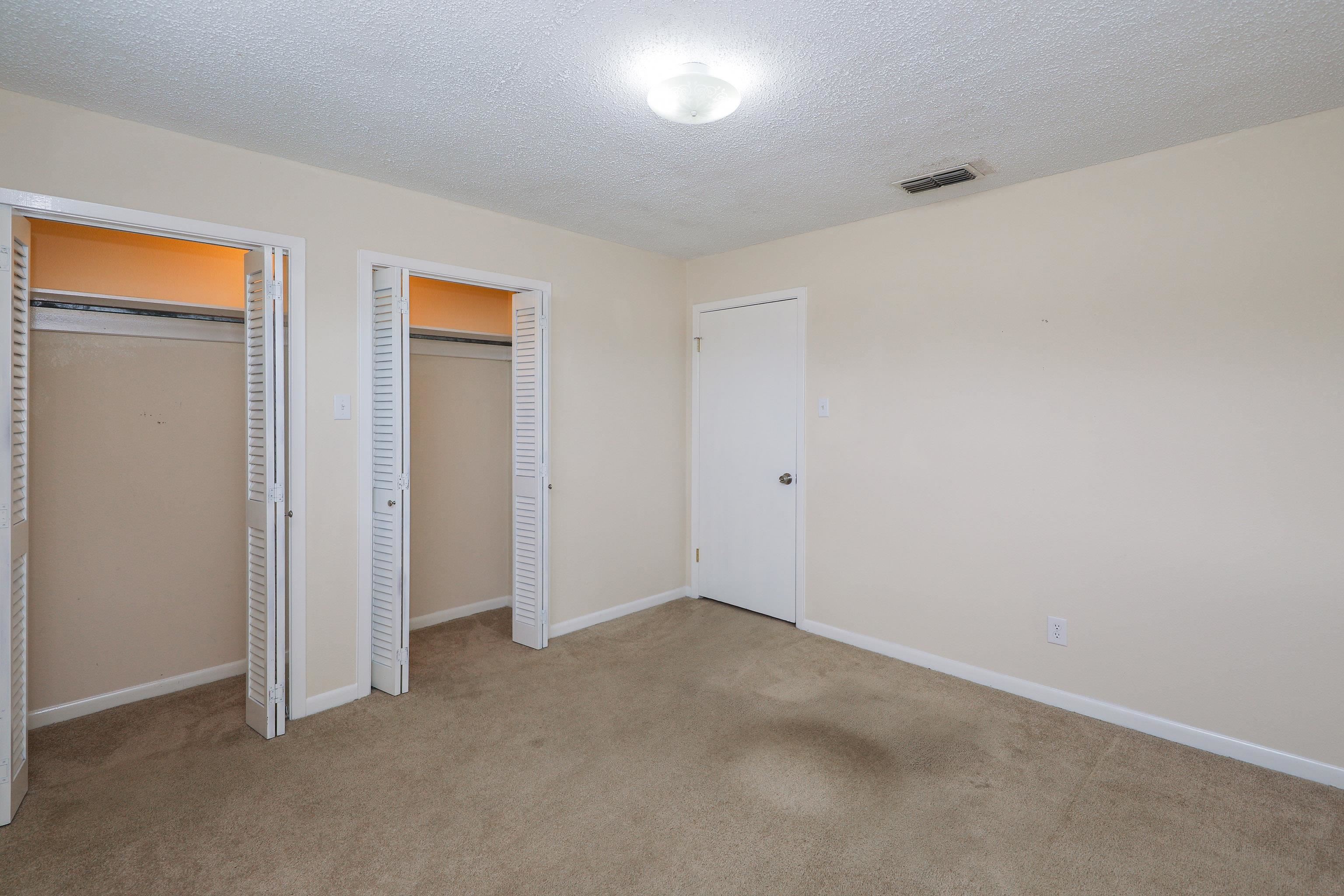 132 Martingale Ln Unit: 20