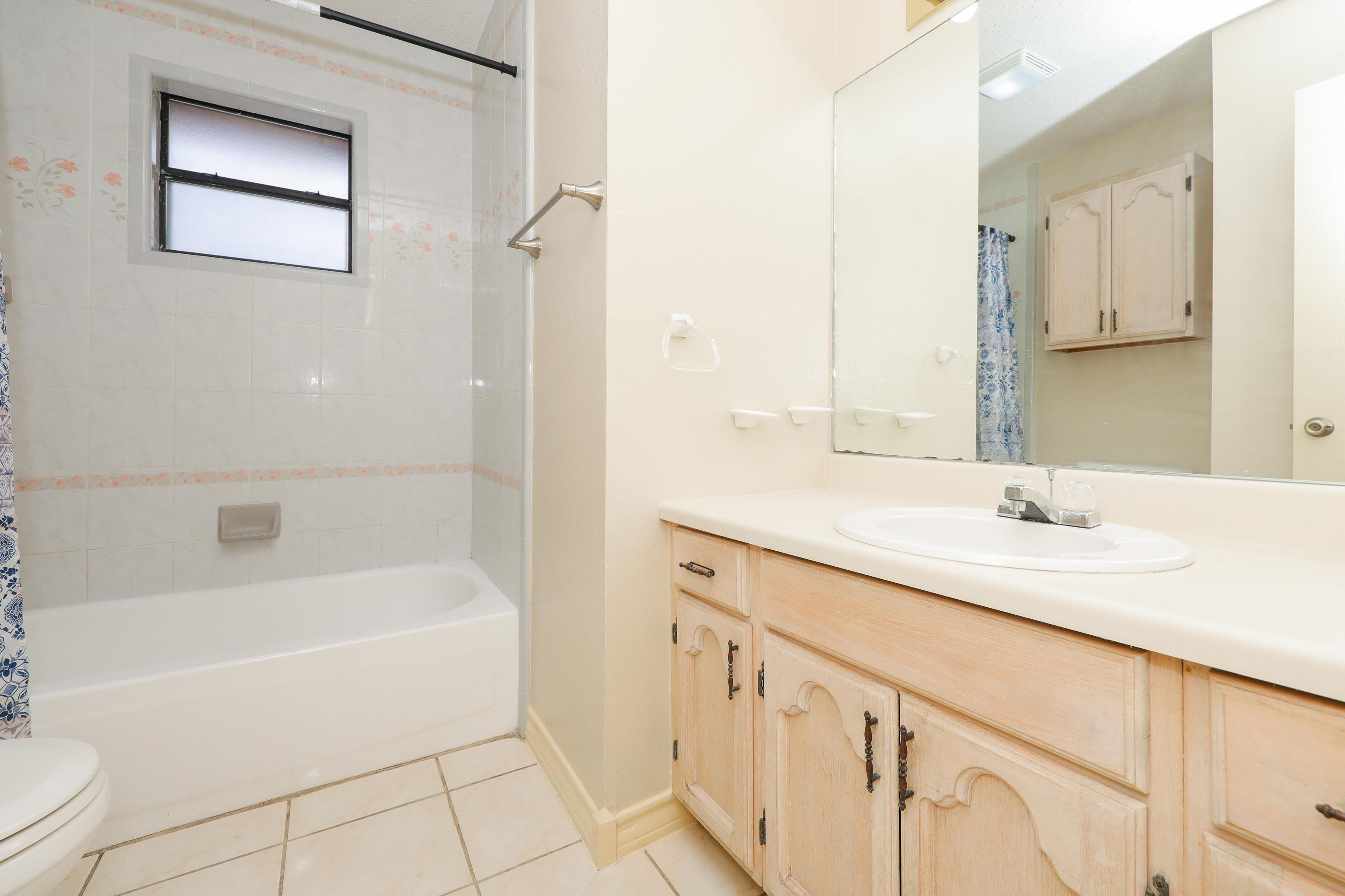 607 Gale St Unit: Unit 3 BLDG A