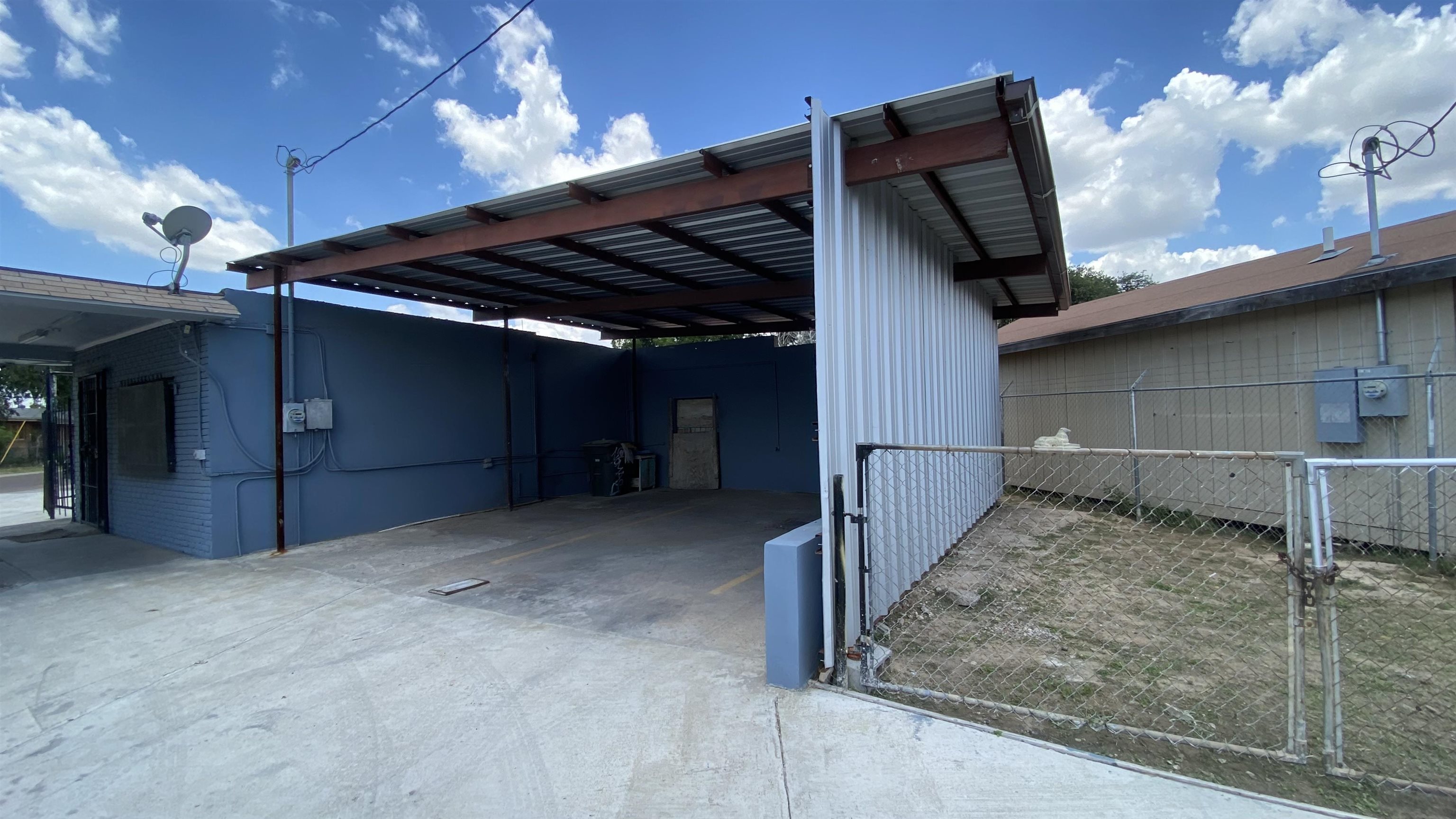 1802 Santa Maria Ave