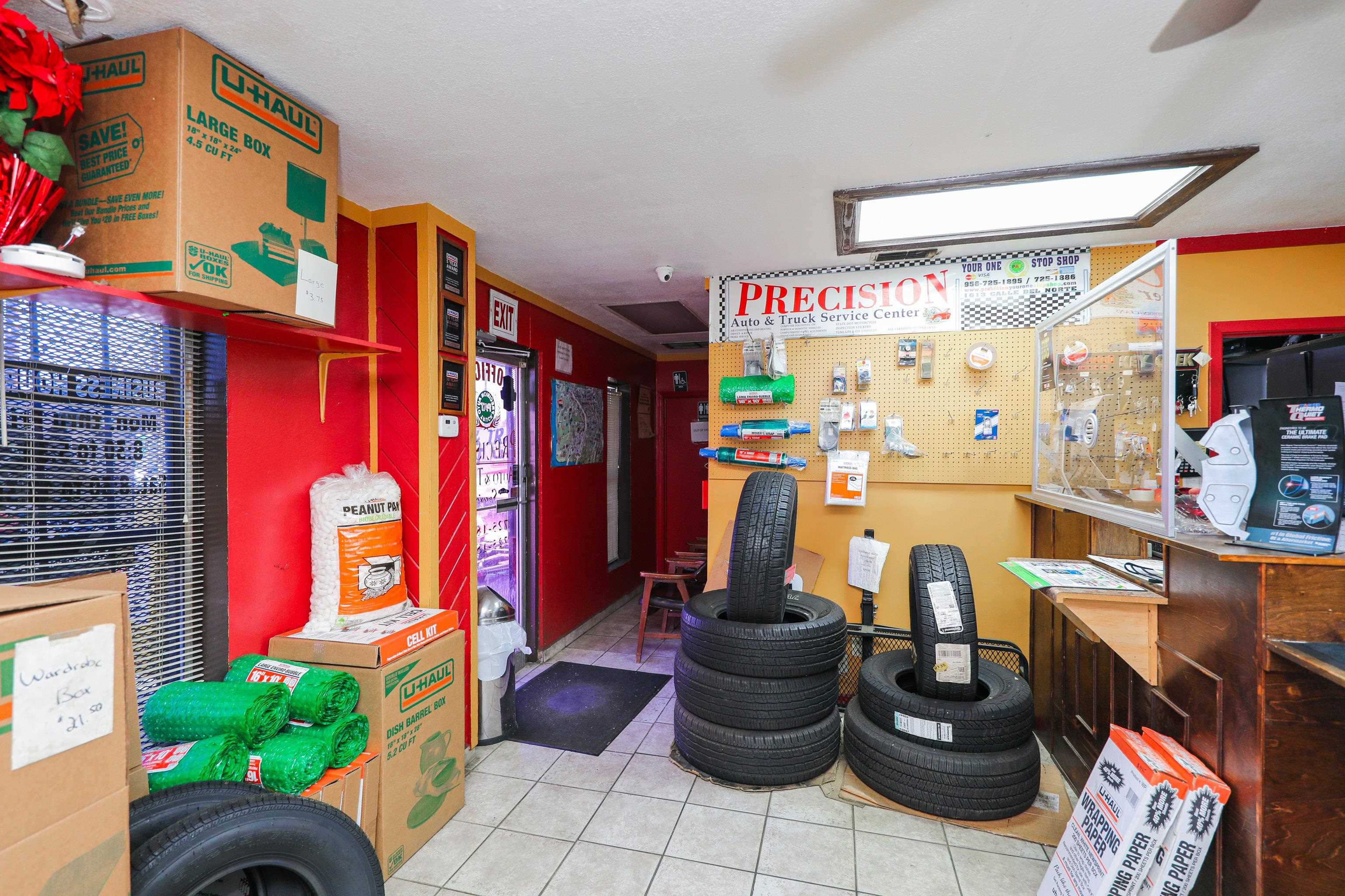 1613 Calle Del Norte