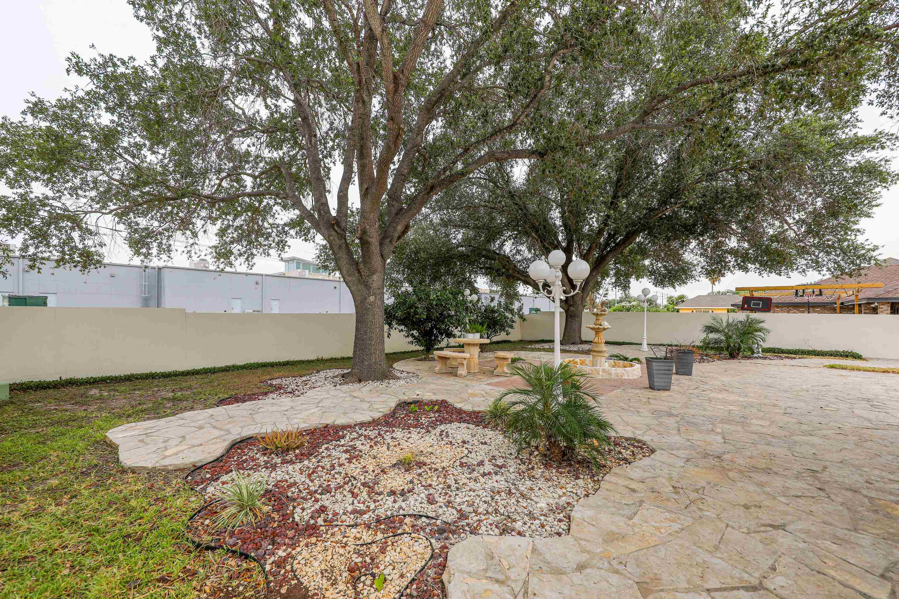 3111 Persimmon Ct