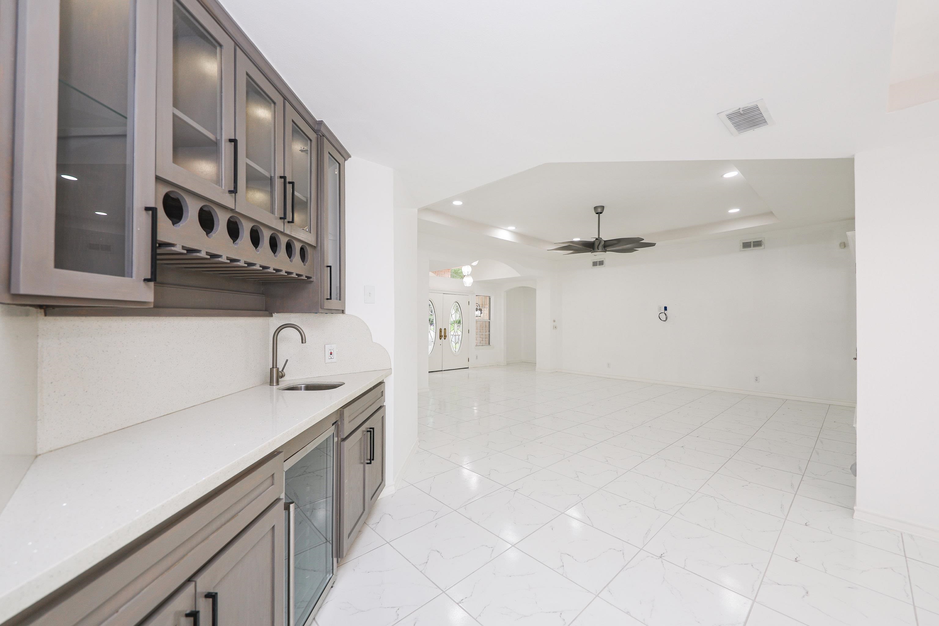 3111 Persimmon Ct