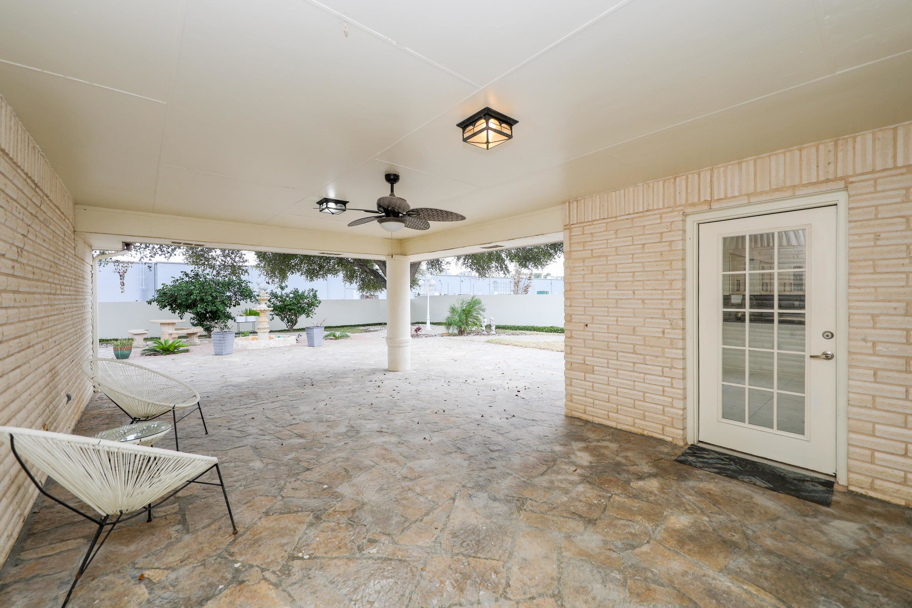 3111 Persimmon Ct