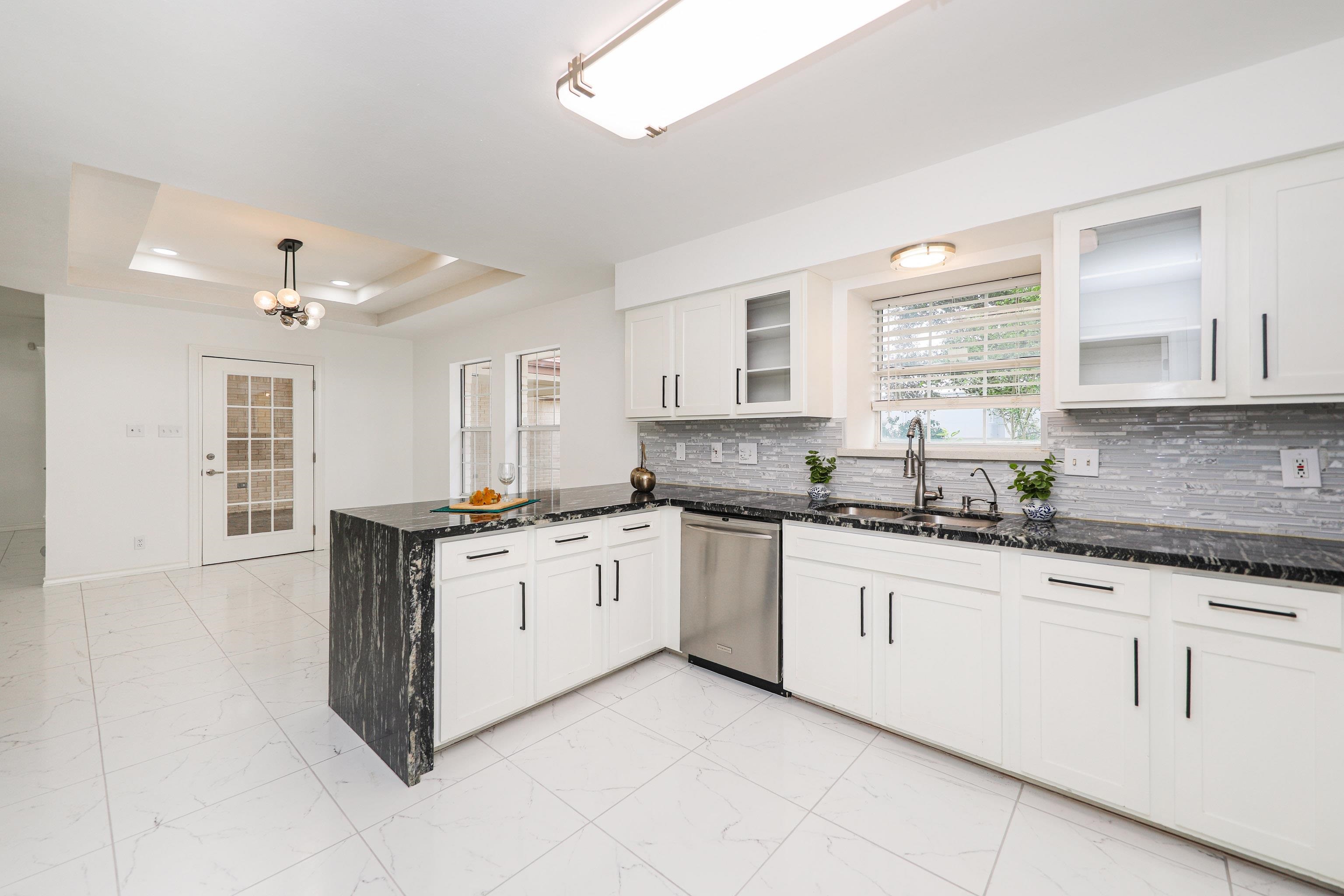 3111 Persimmon Ct