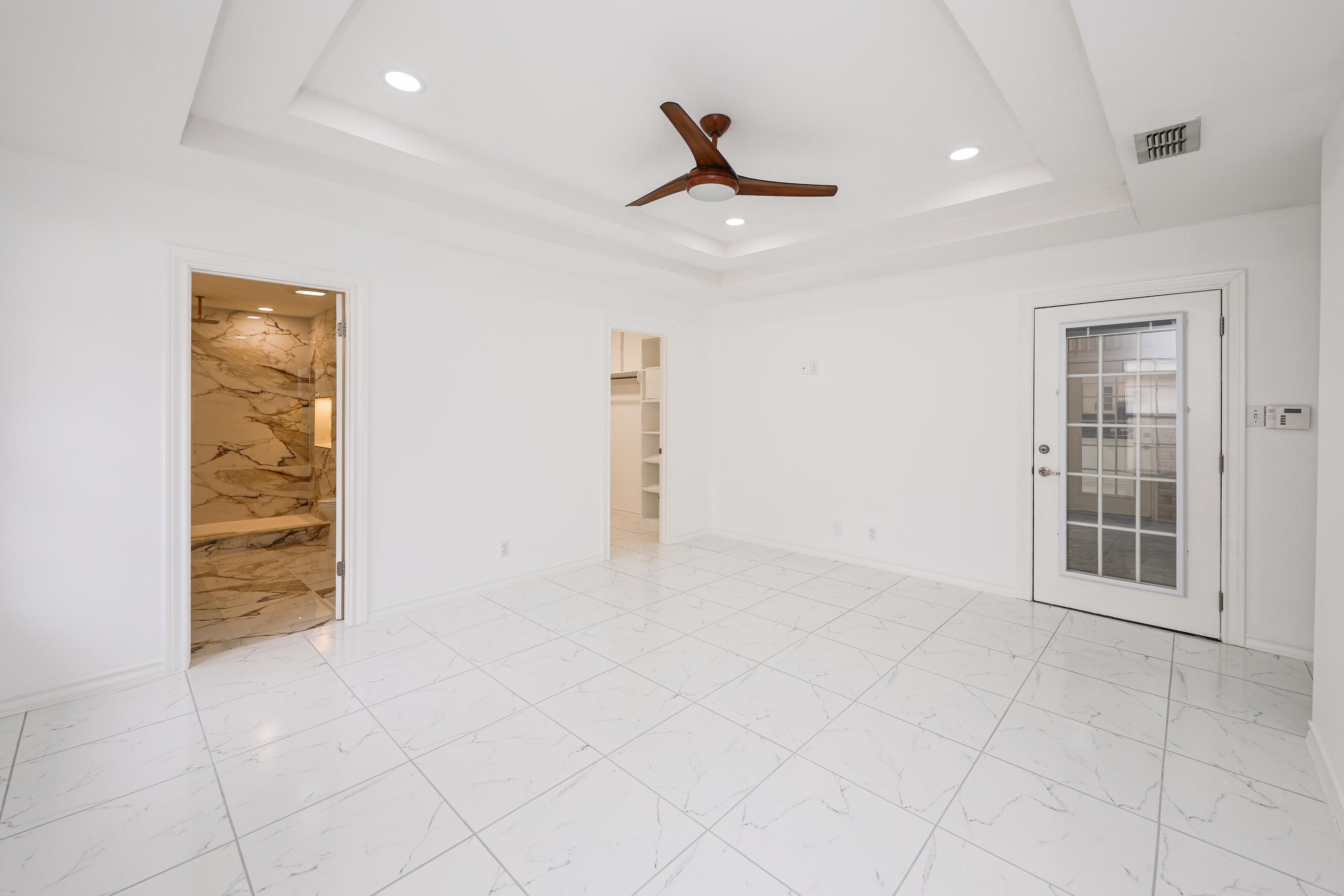 3111 Persimmon Ct