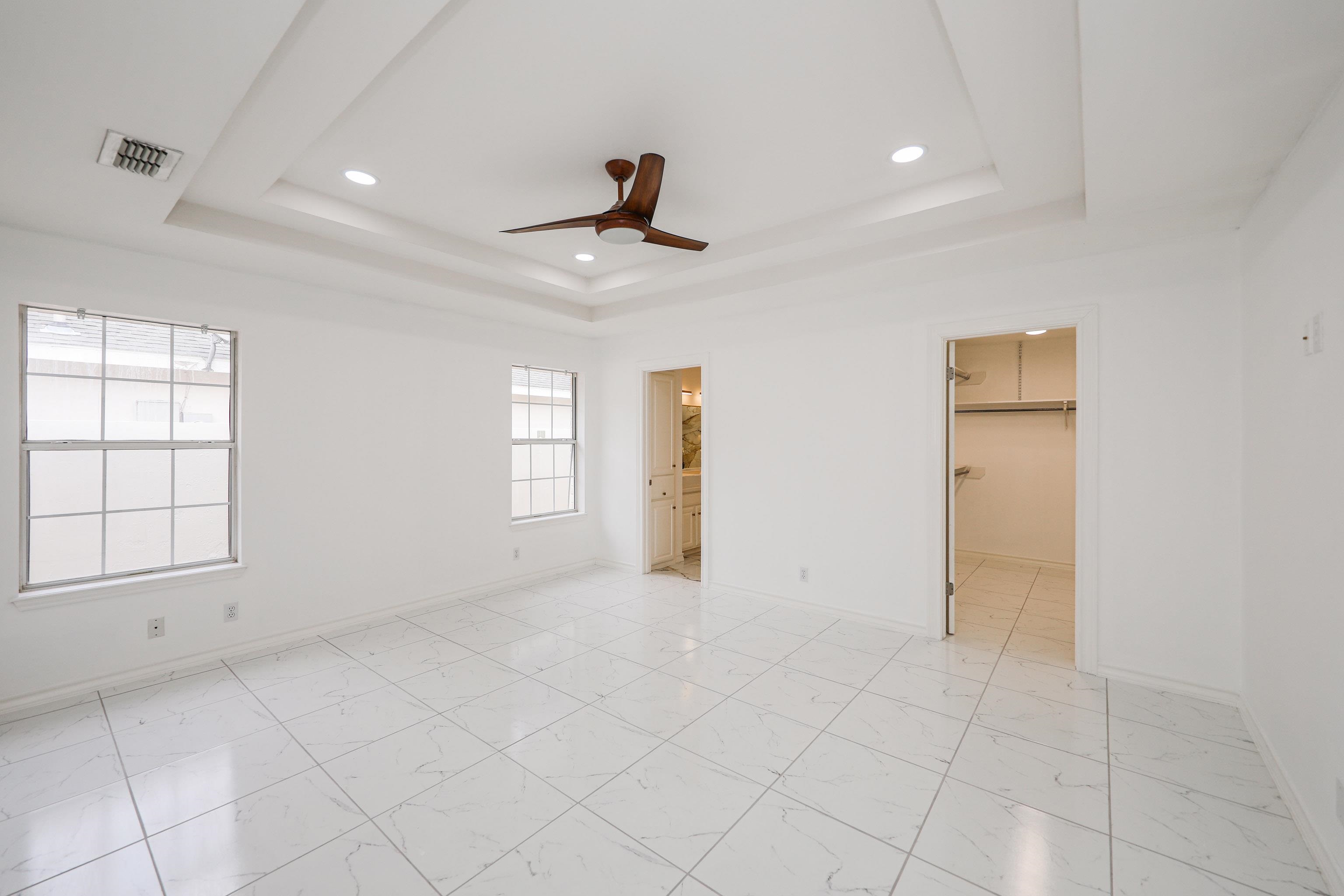 3111 Persimmon Ct