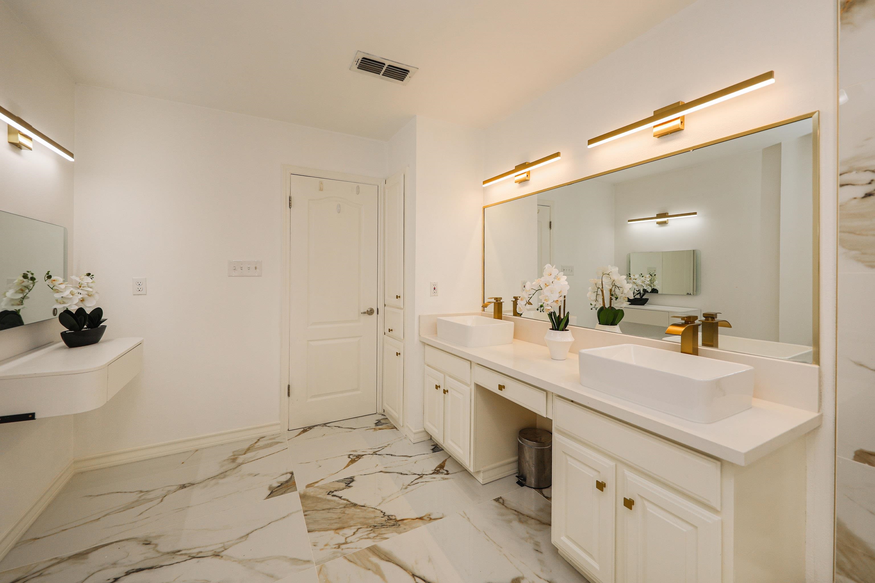 3111 Persimmon Ct