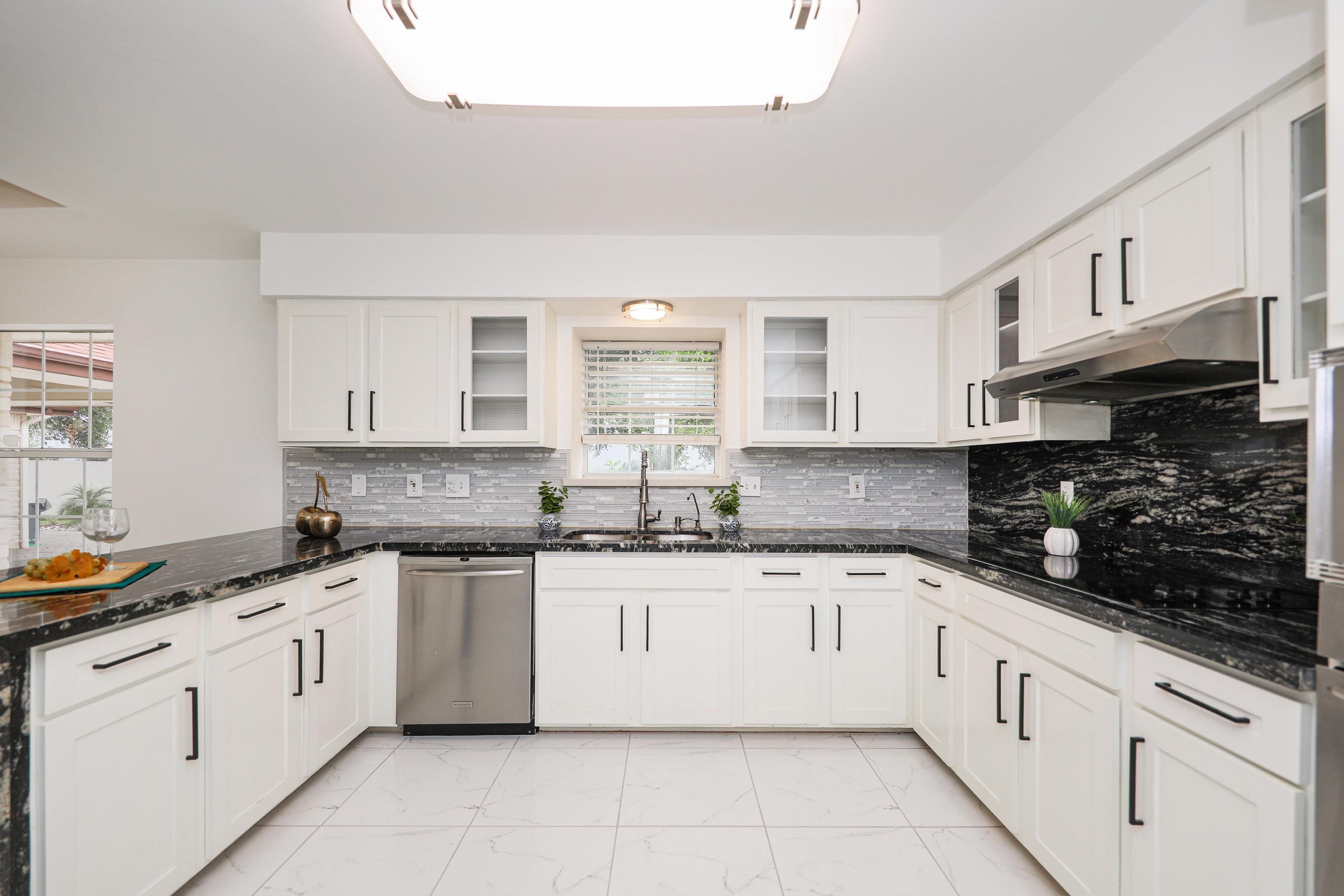 3111 Persimmon Ct