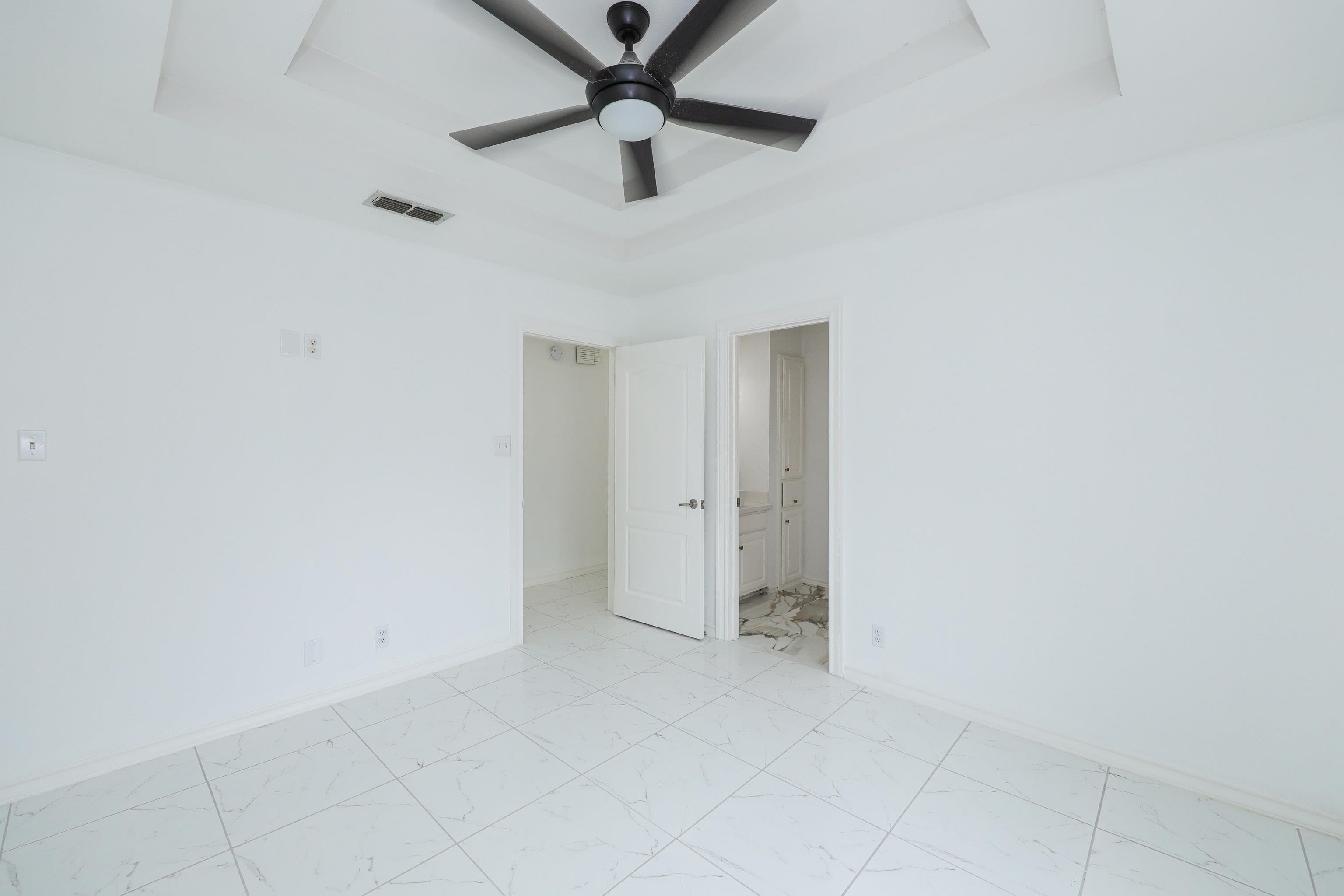 3111 Persimmon Ct