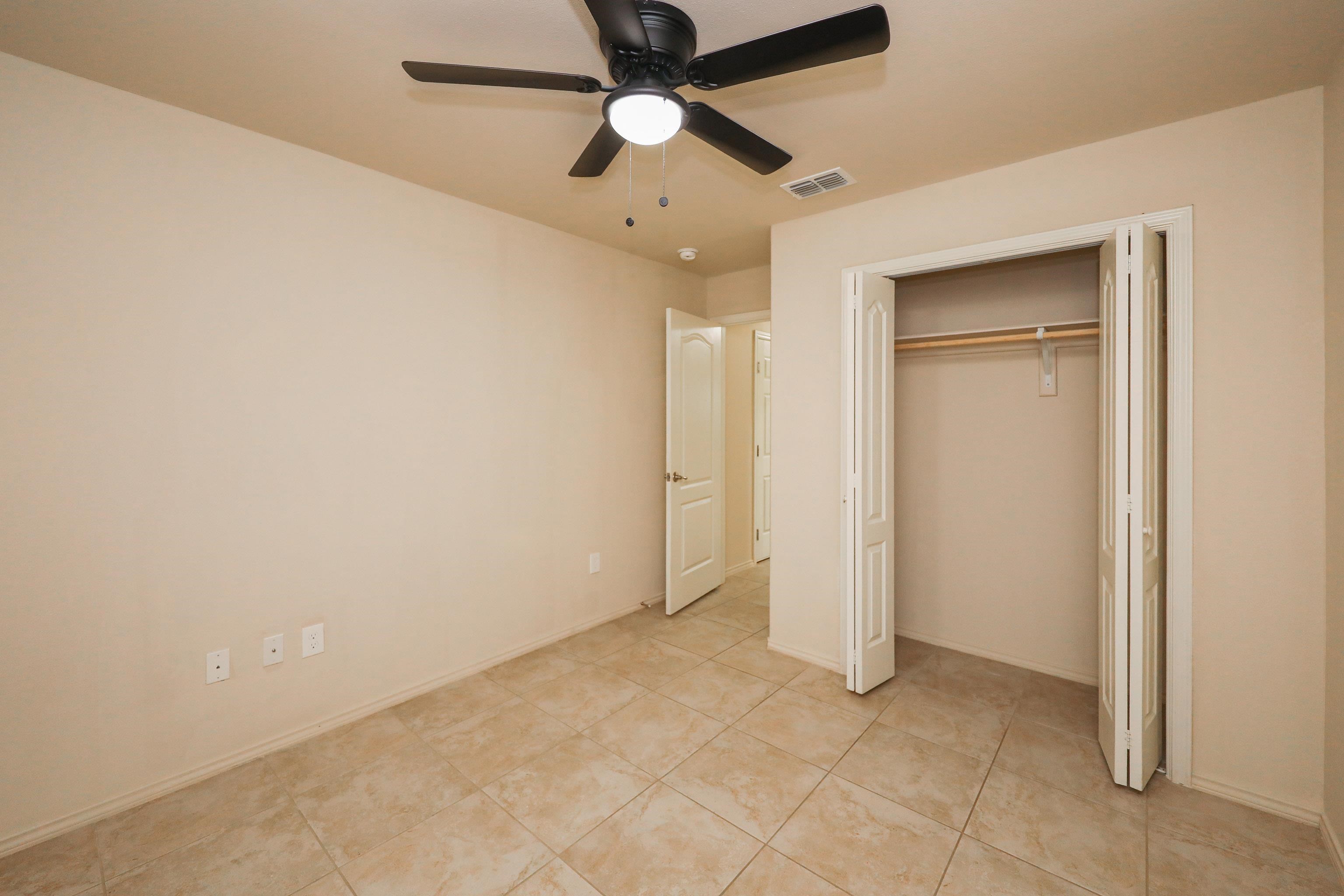 704 Mercado Ln