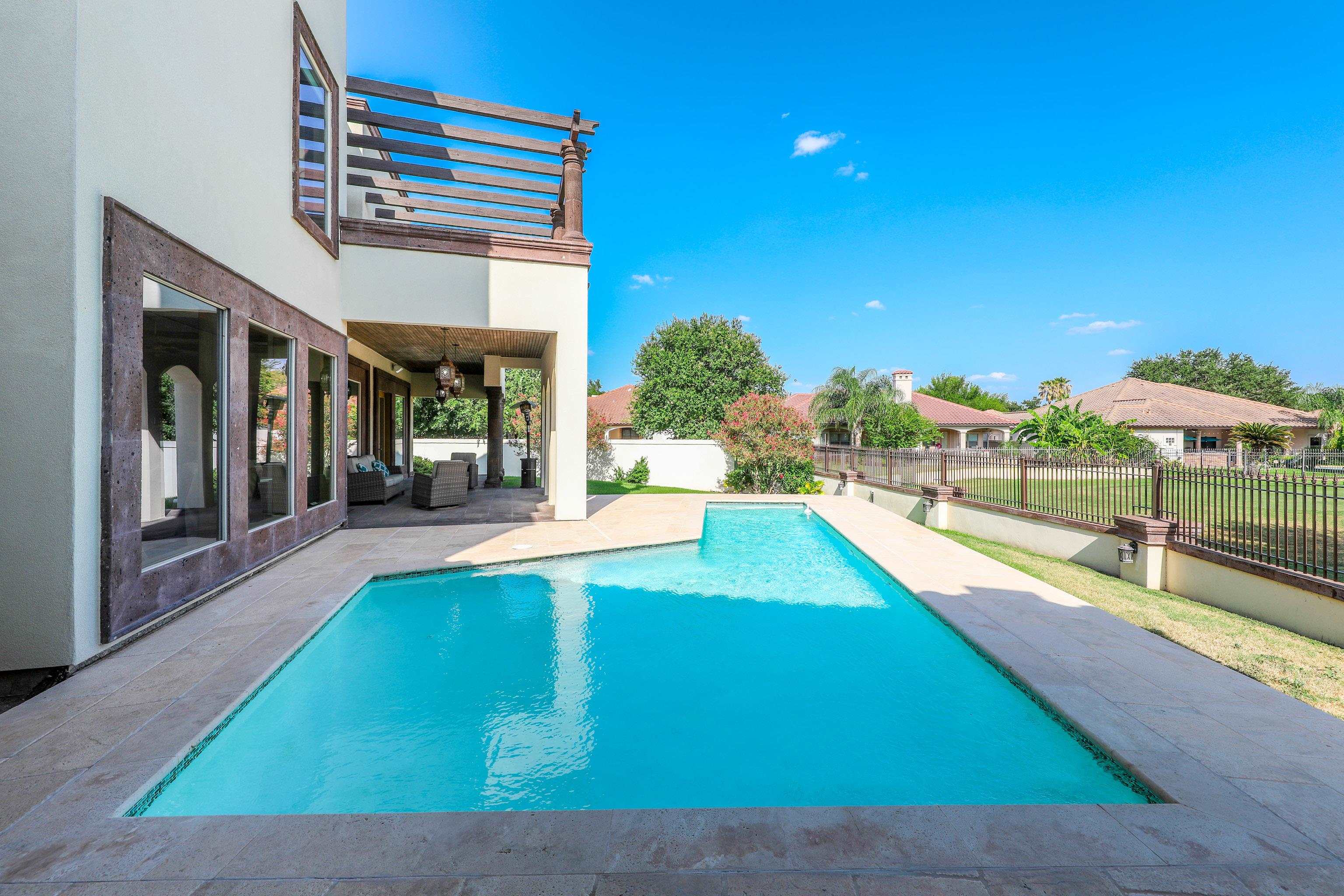8413 Deer Ridge