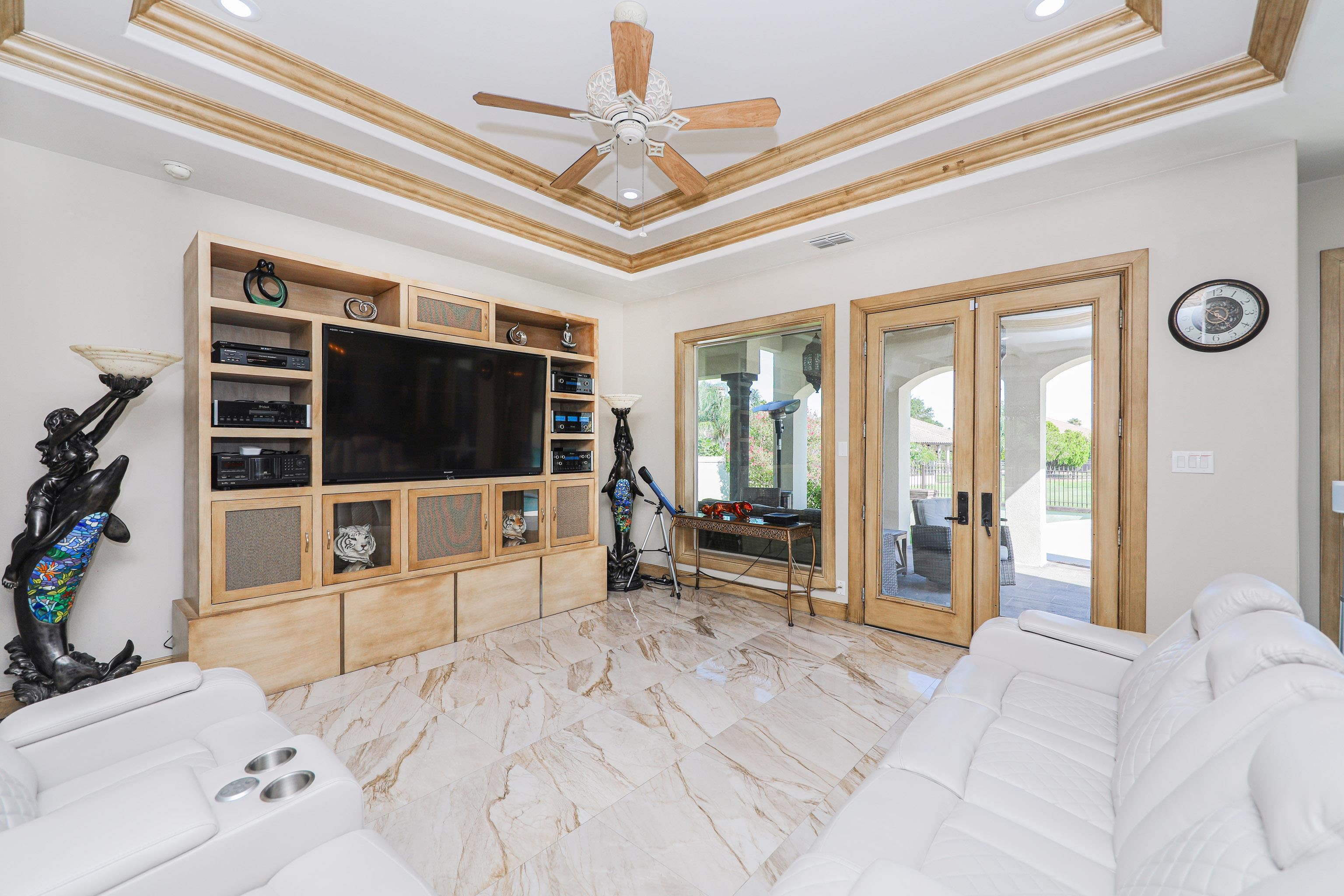 8413 Deer Ridge