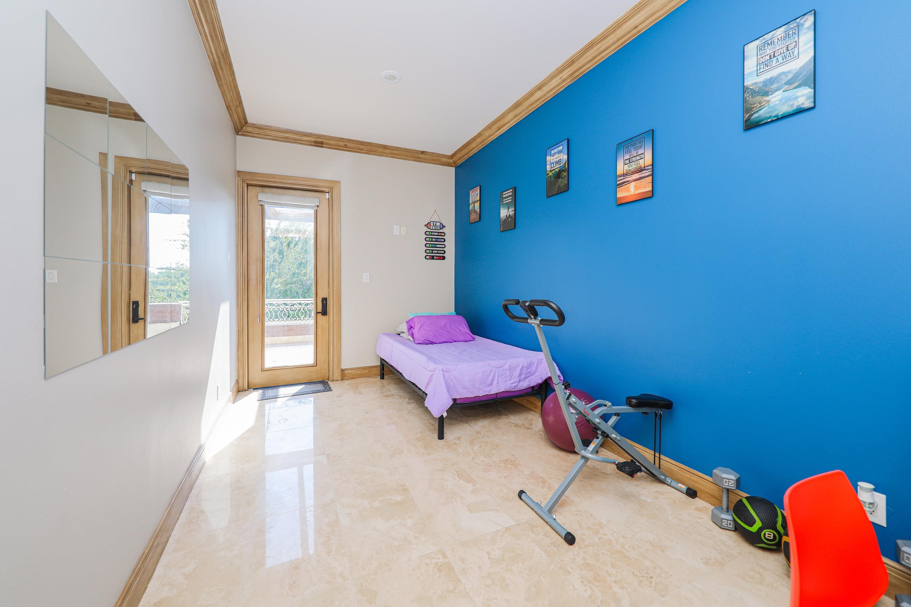 8413 Deer Ridge