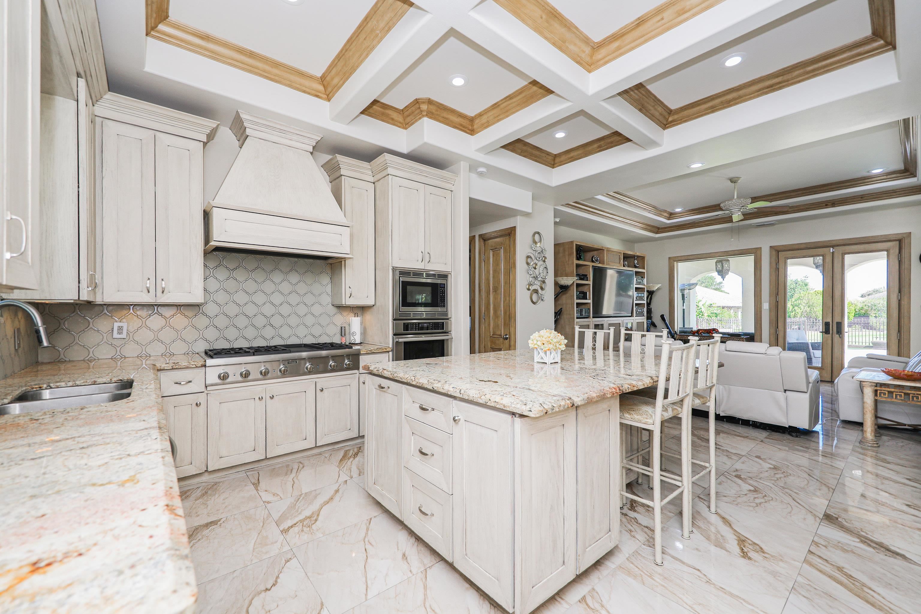8413 Deer Ridge