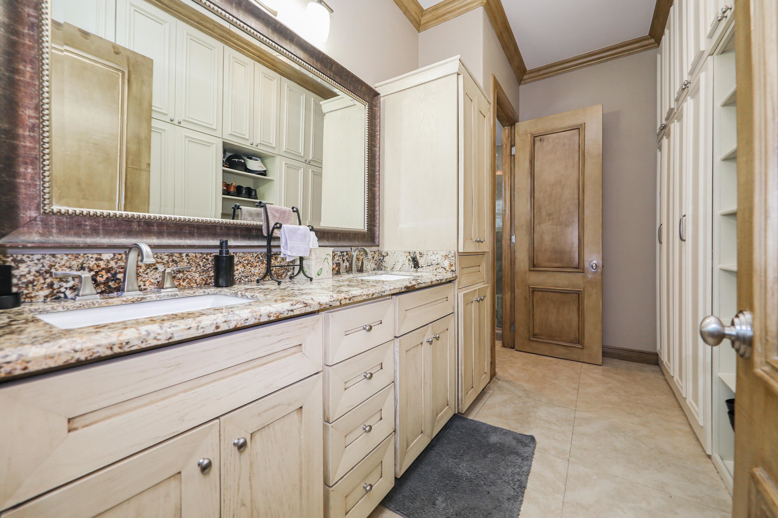 8413 Deer Ridge