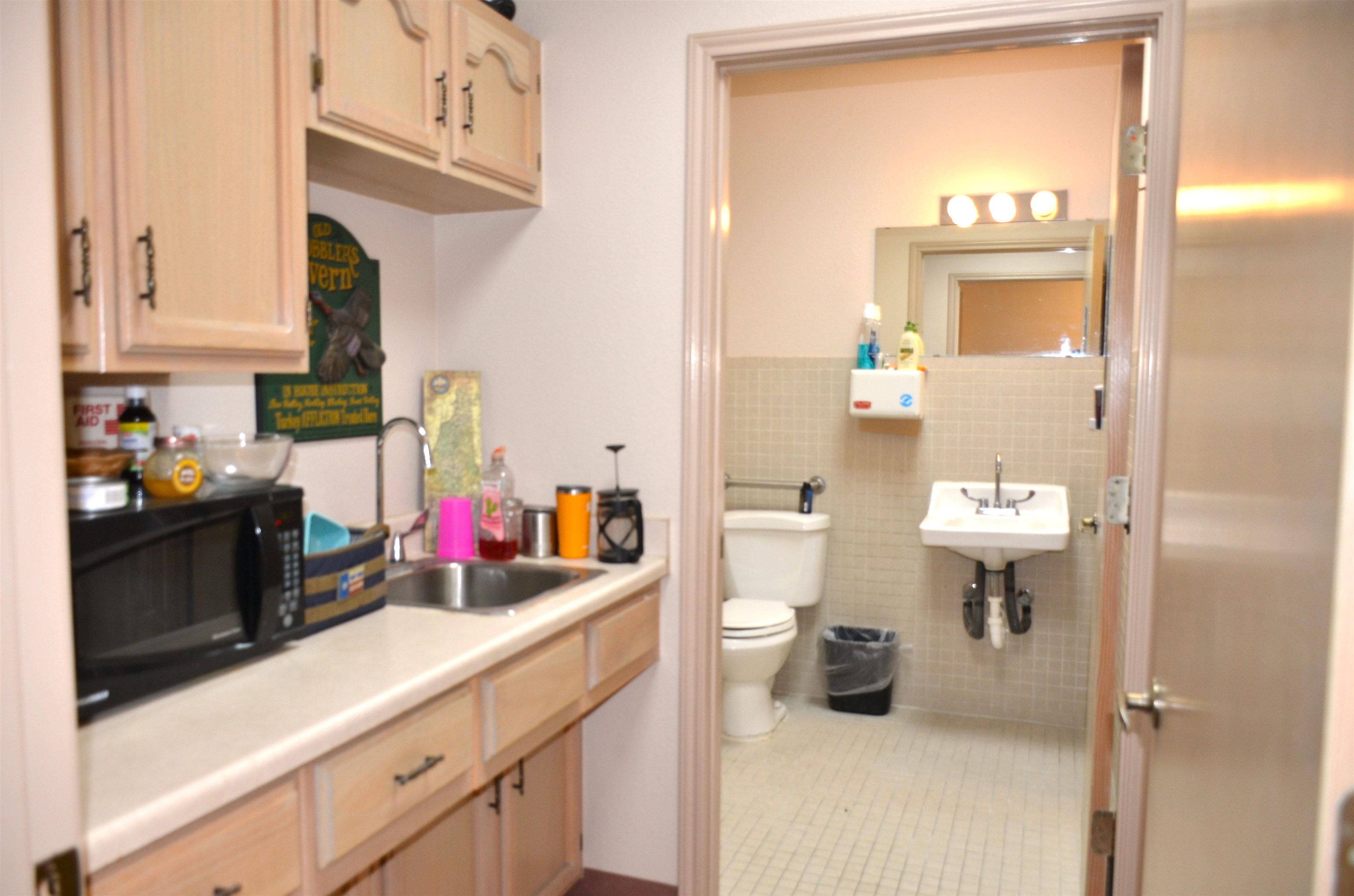 220 W Hillside Rd Unit: 3