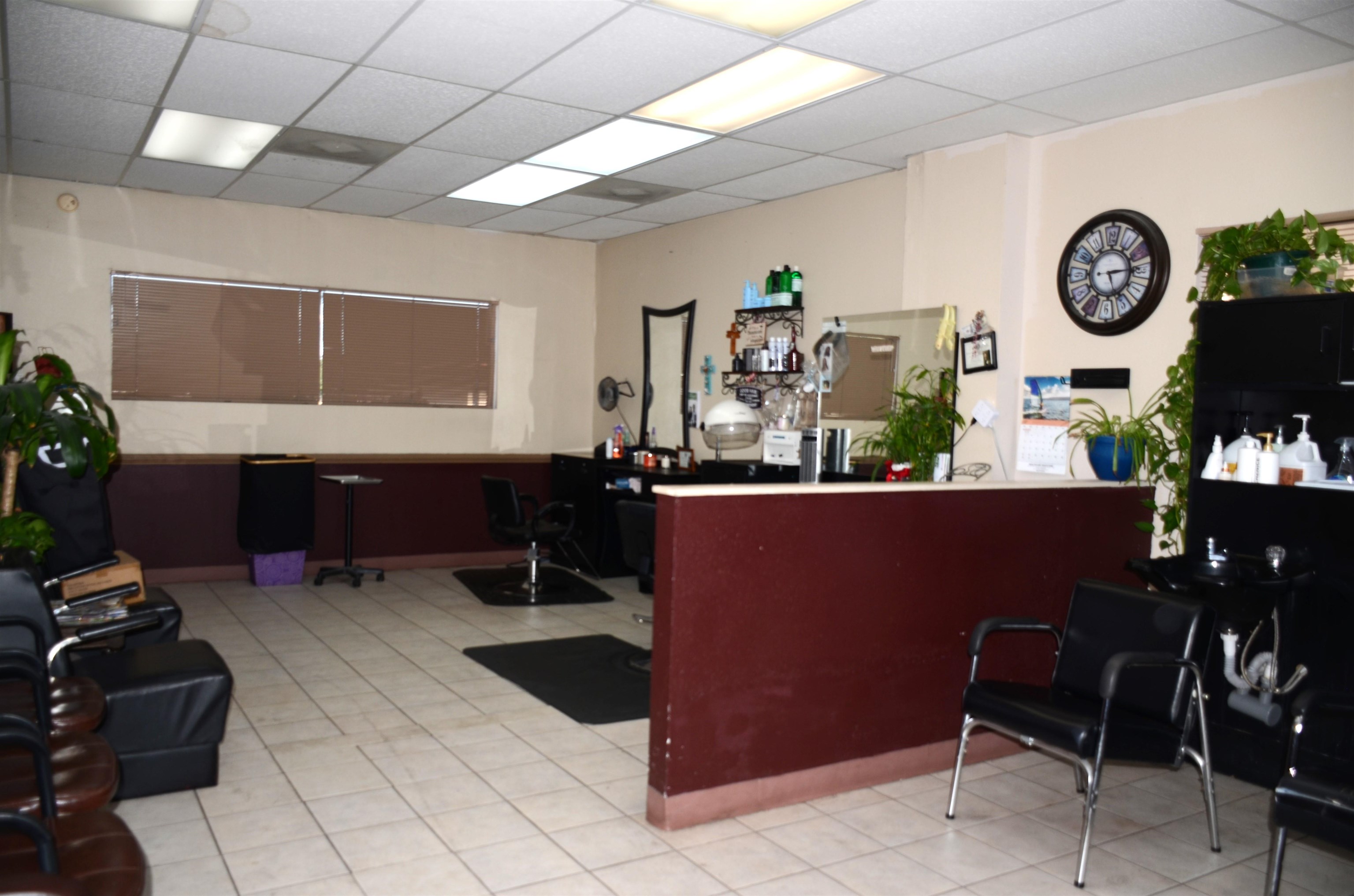 220 W Hillside Rd Unit: 3