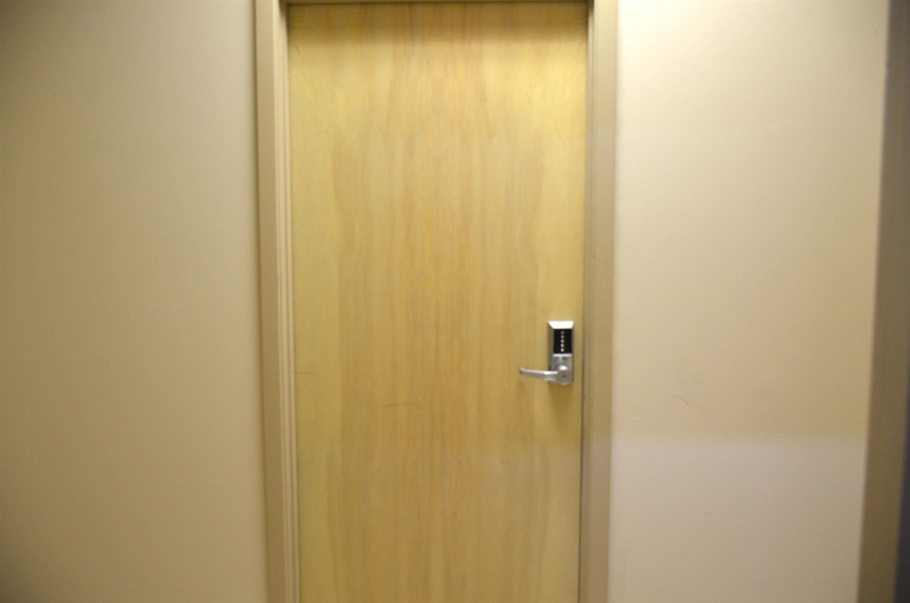 220 W Hillside Rd Unit: 3
