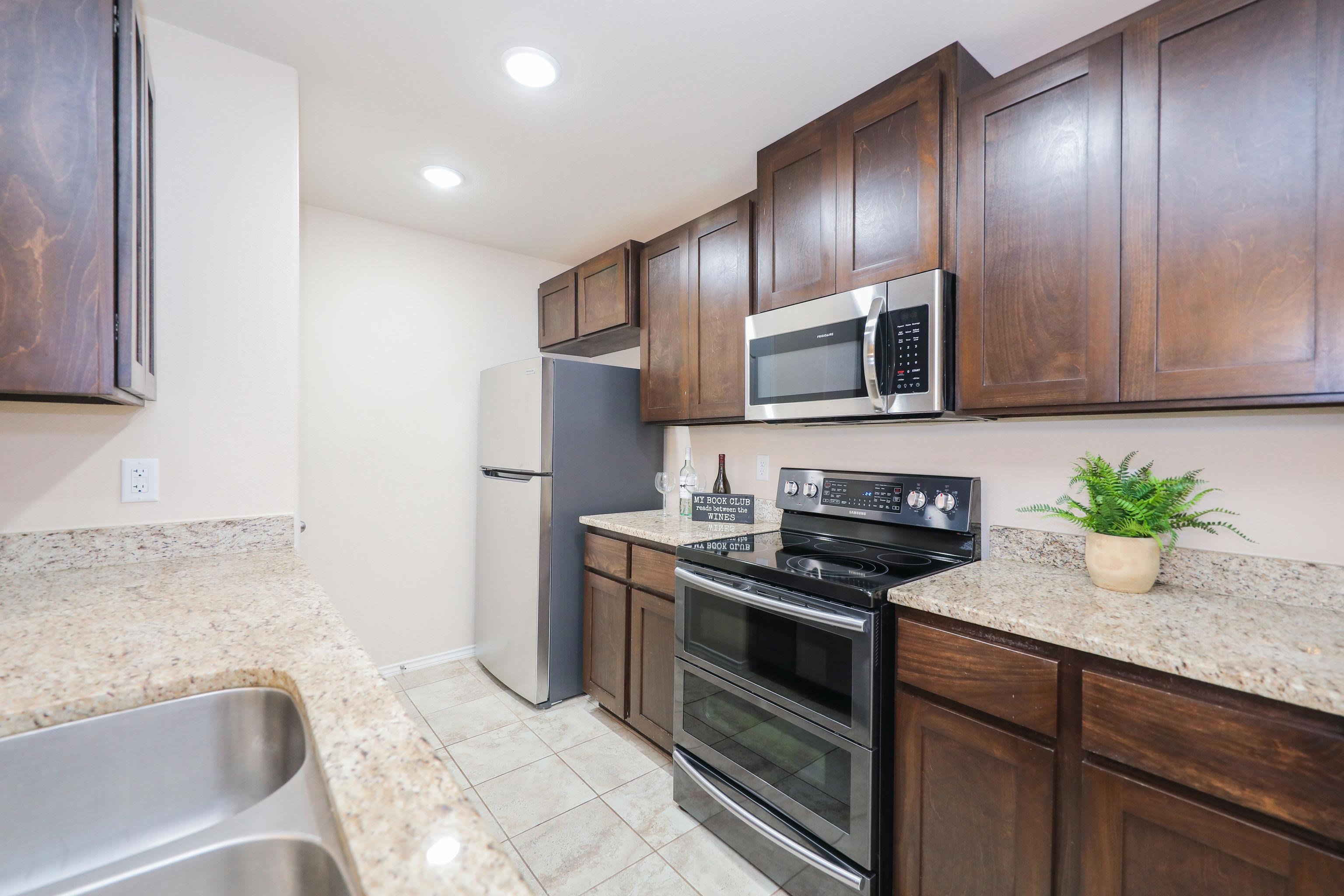 5609 Montevista Dr. Unit: 5609