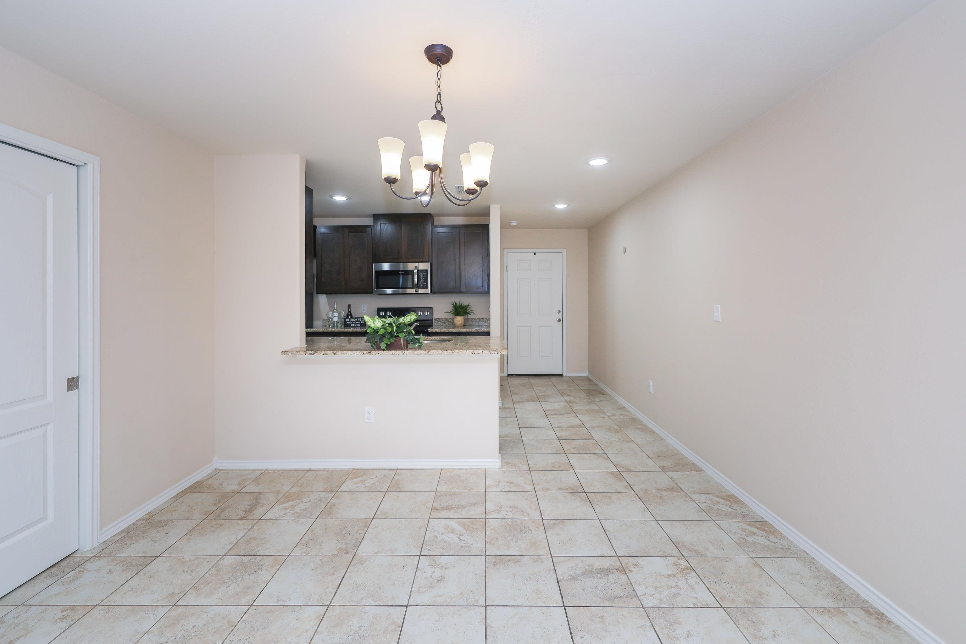 5609 Montevista Dr. Unit: 5609