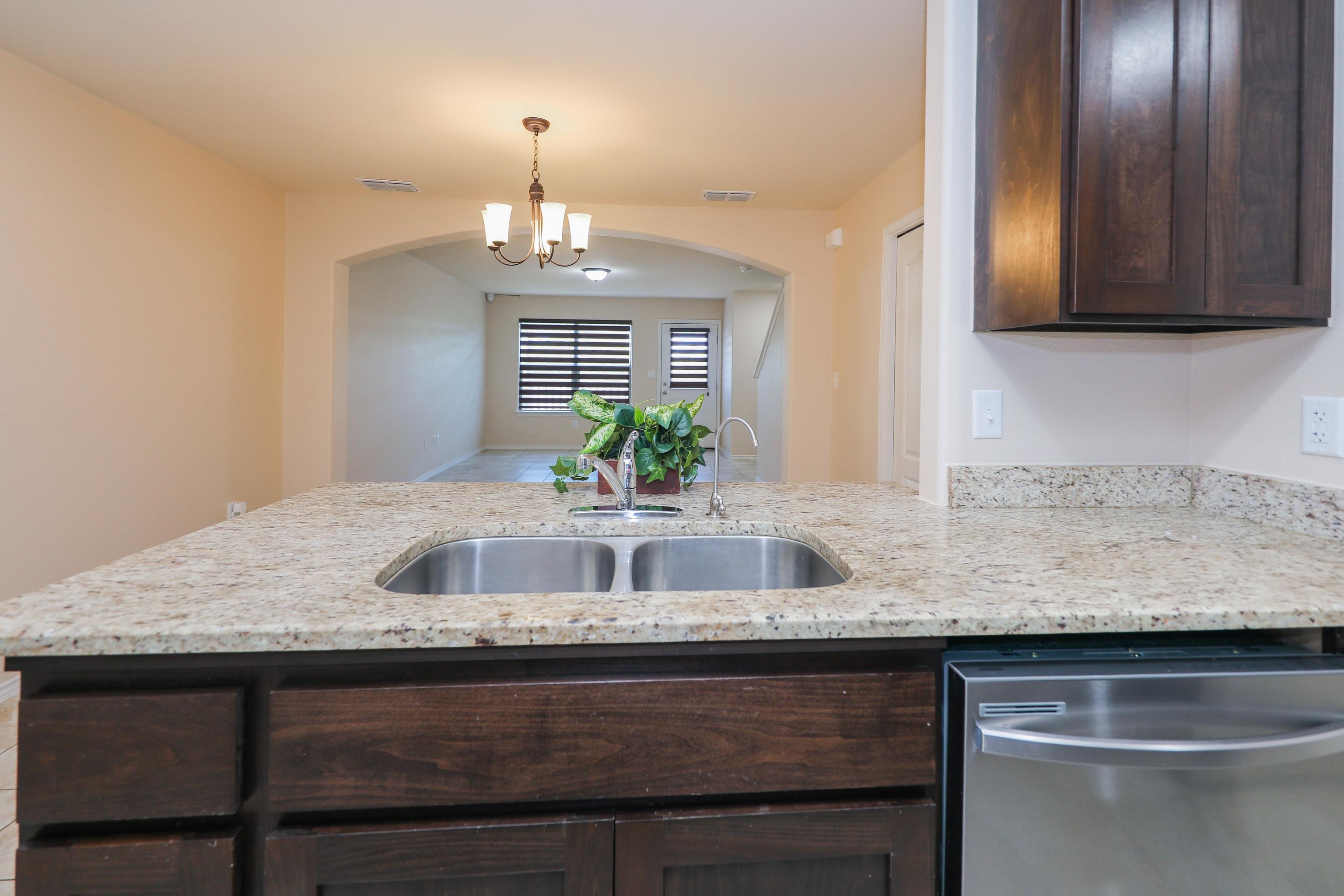 5609 Montevista Dr. Unit: 5609