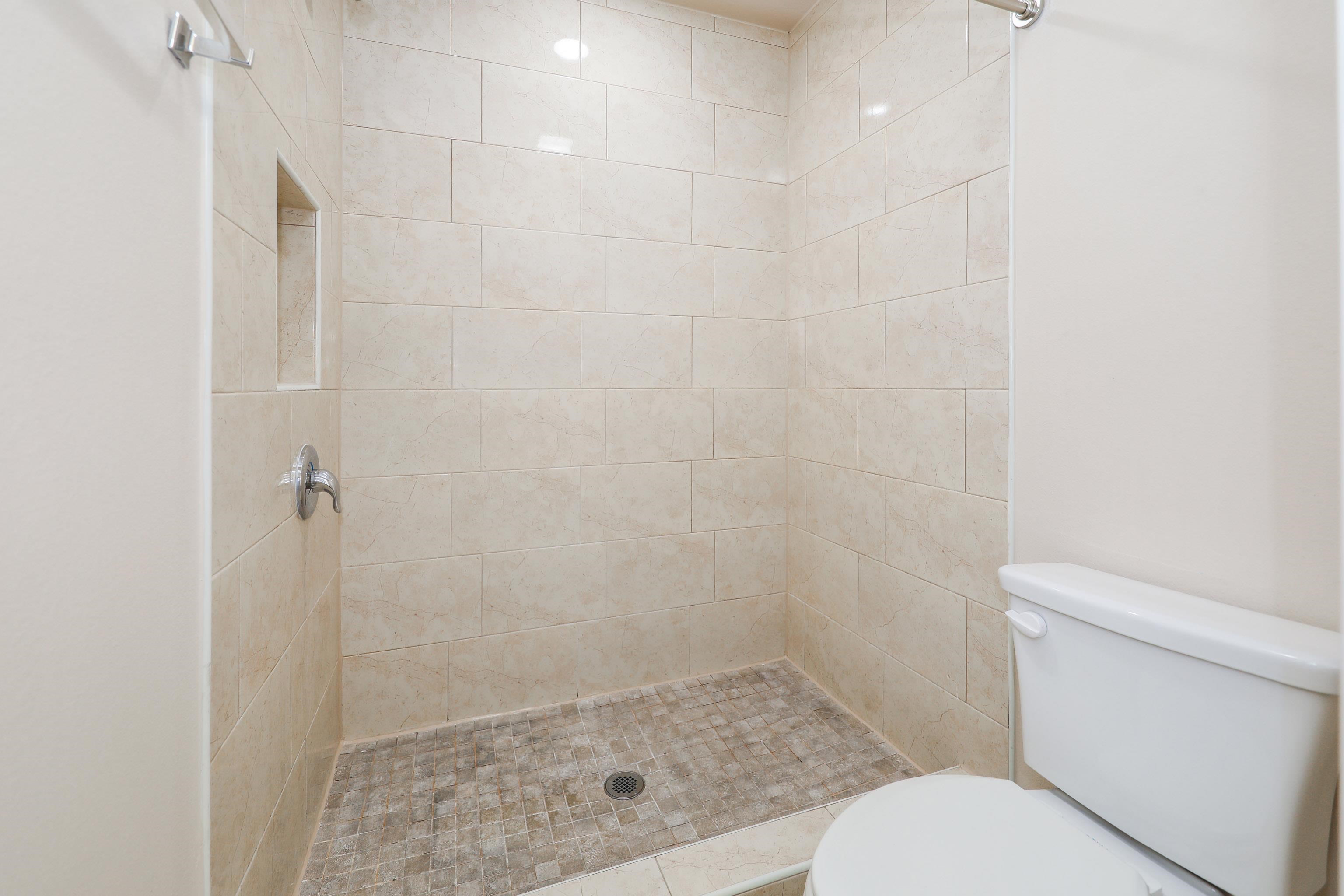 5609 Montevista Dr. Unit: 5609