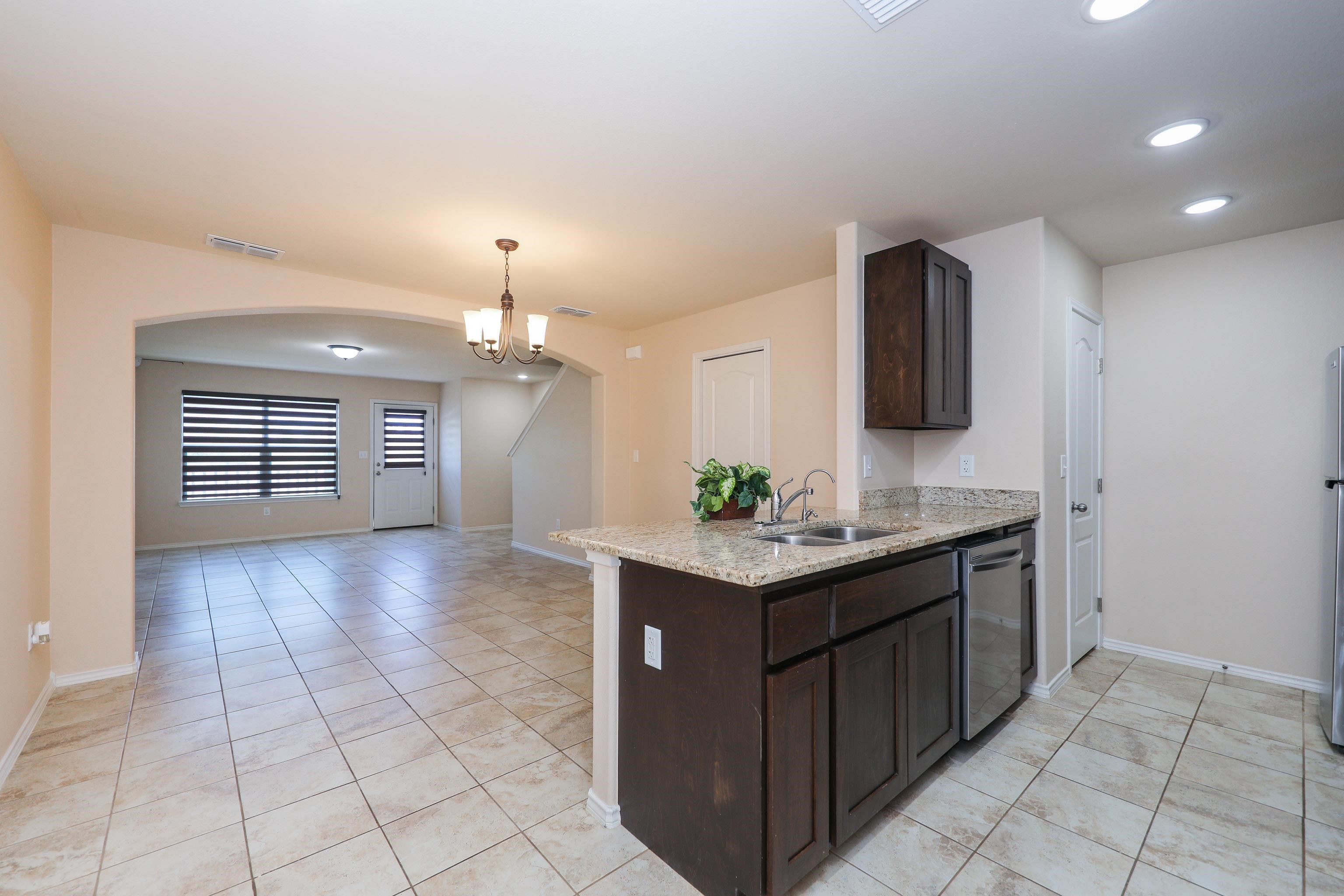 5609 Montevista Dr. Unit: 5609