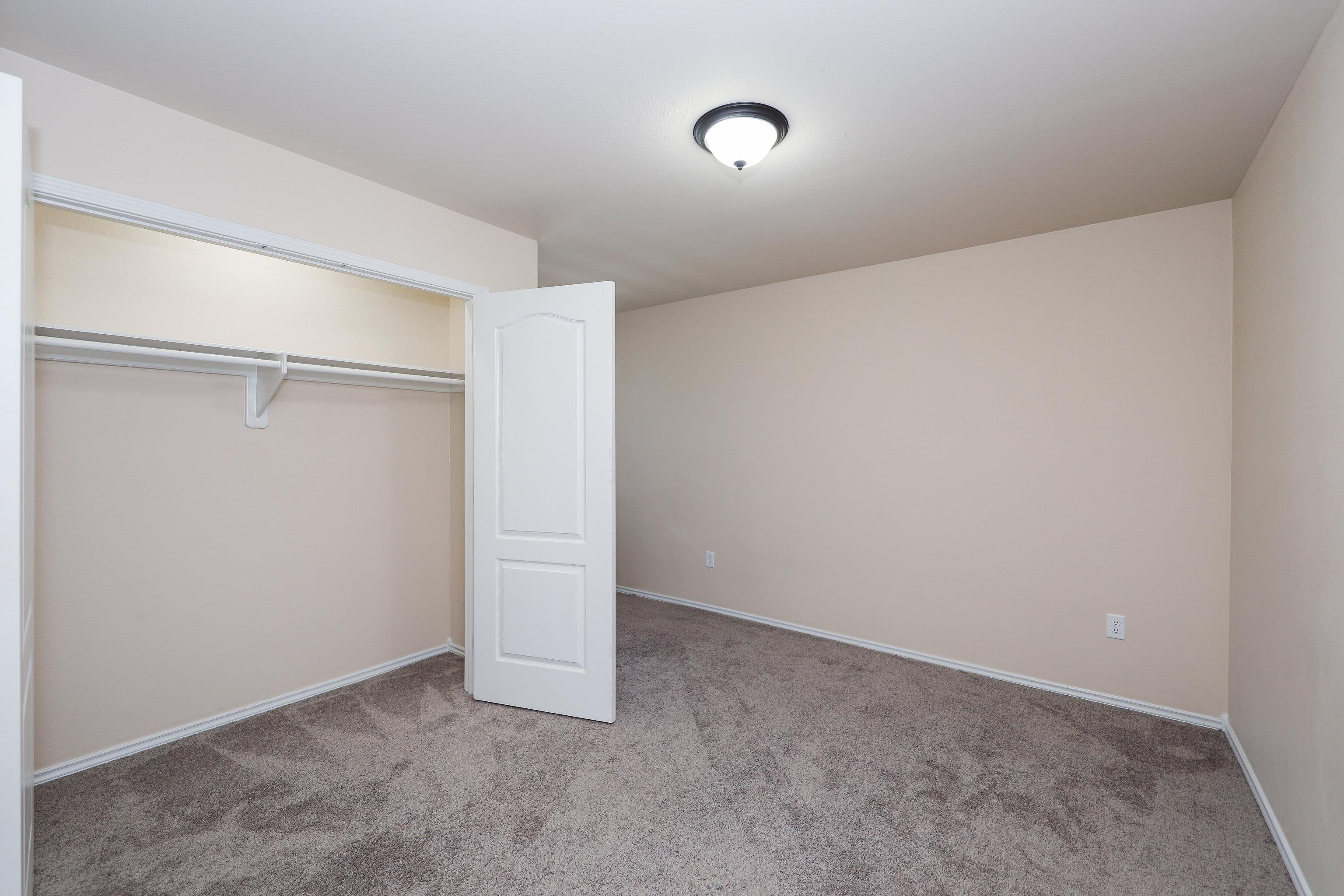 5609 Montevista Dr. Unit: 5609
