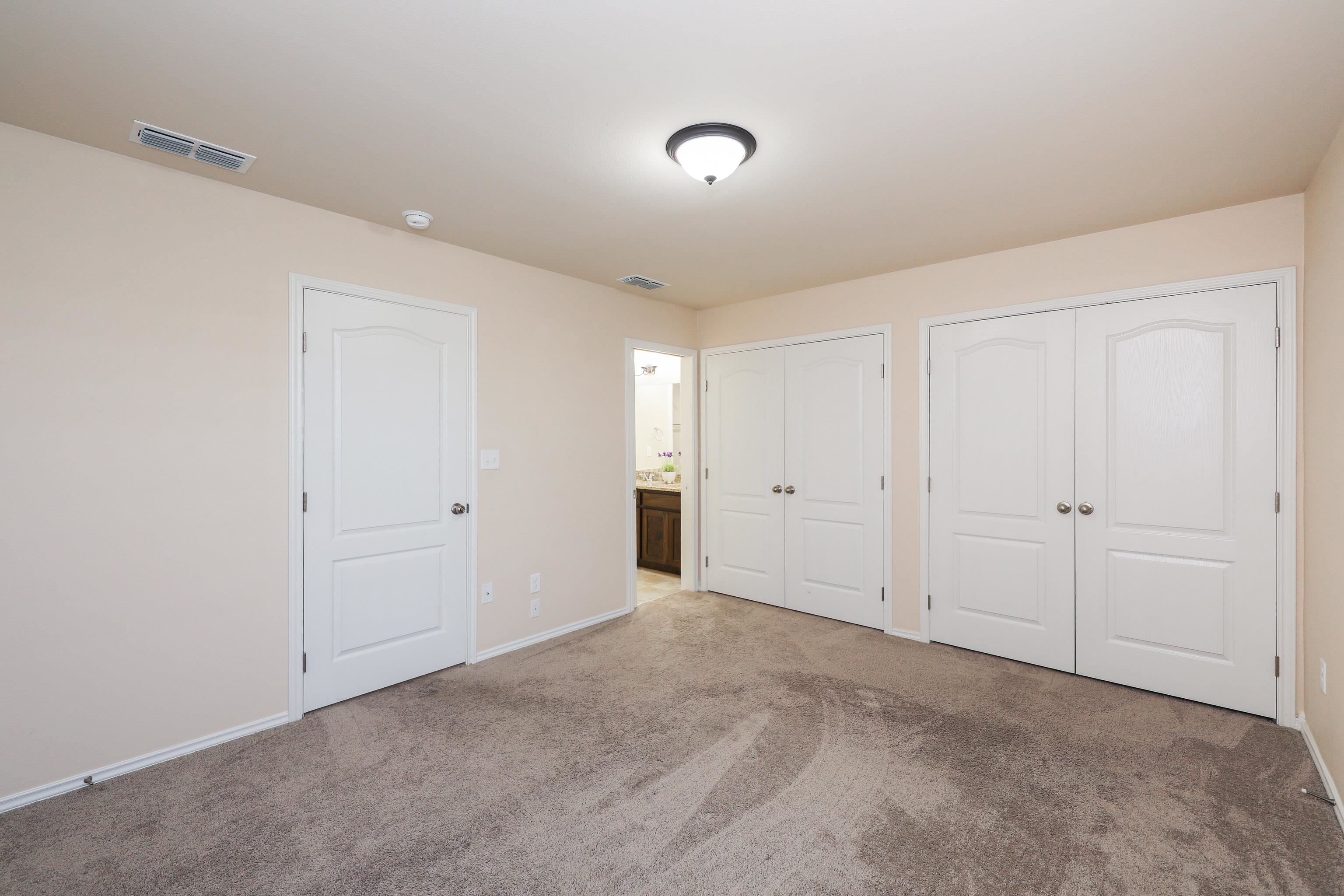 5609 Montevista Dr. Unit: 5609