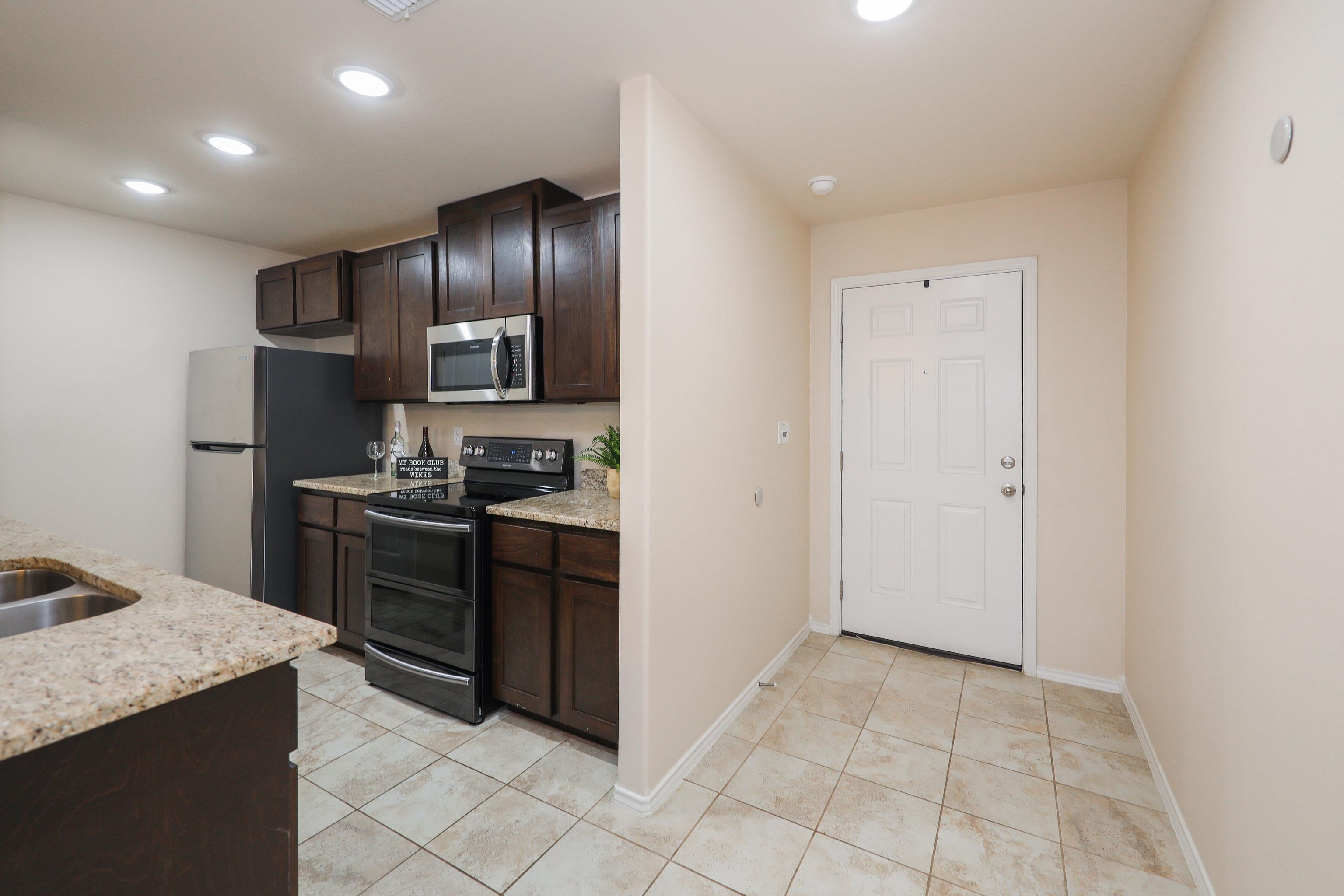 5609 Montevista Dr. Unit: 5609