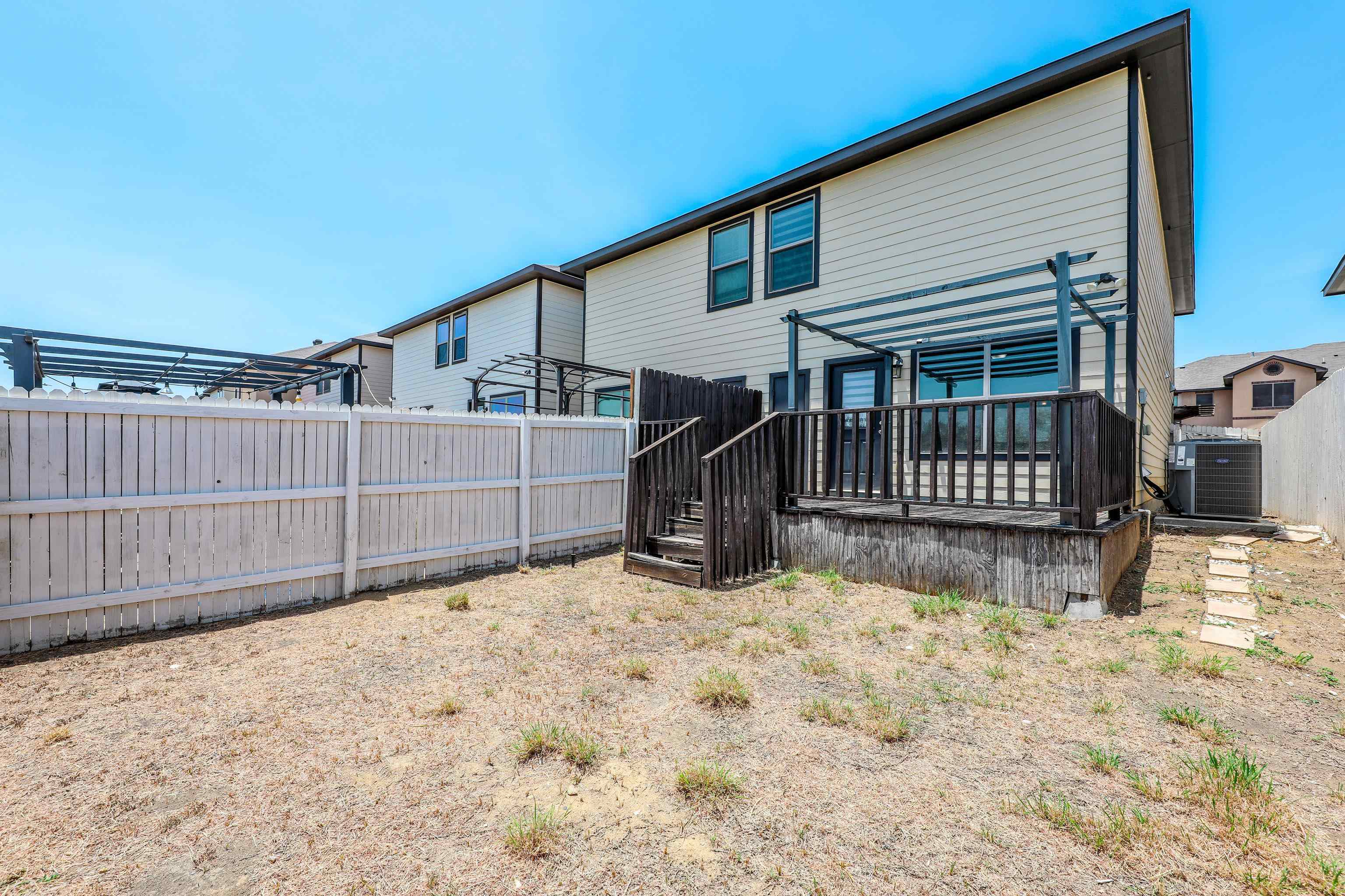 5609 Montevista Dr. Unit: 5609
