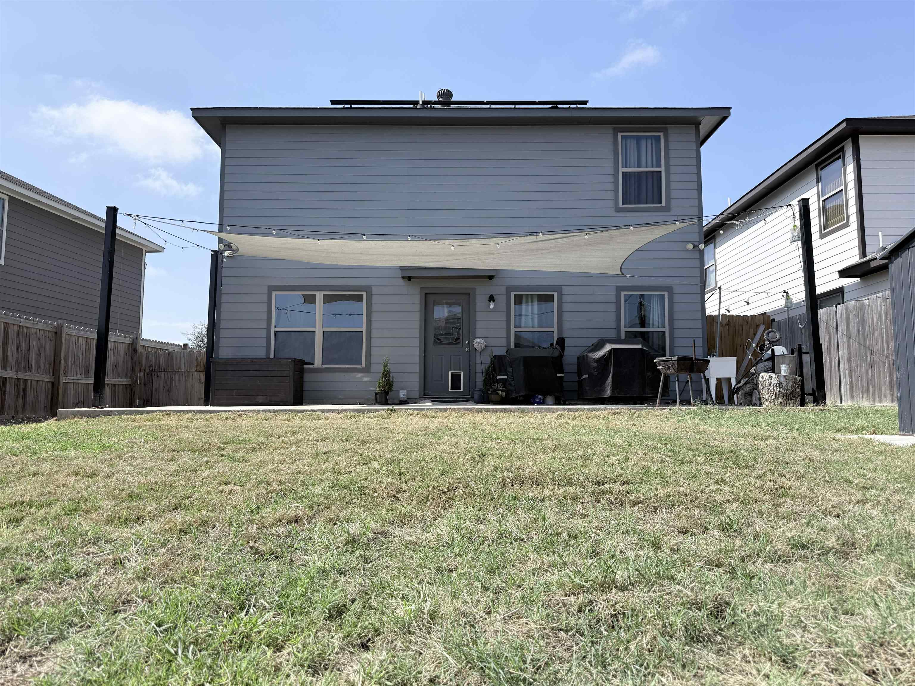 5615 Palestine Dr