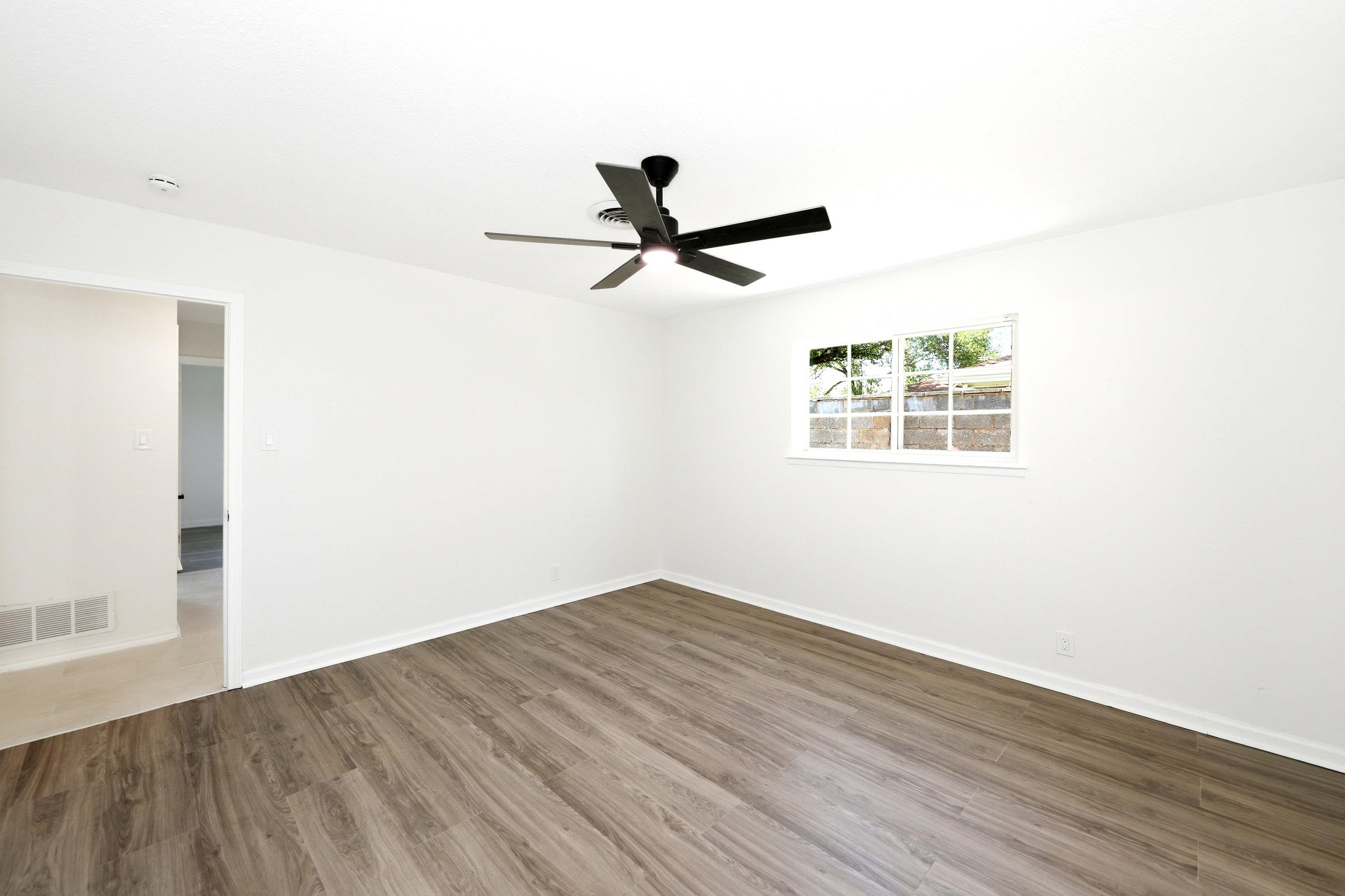 704 Sesame Ln