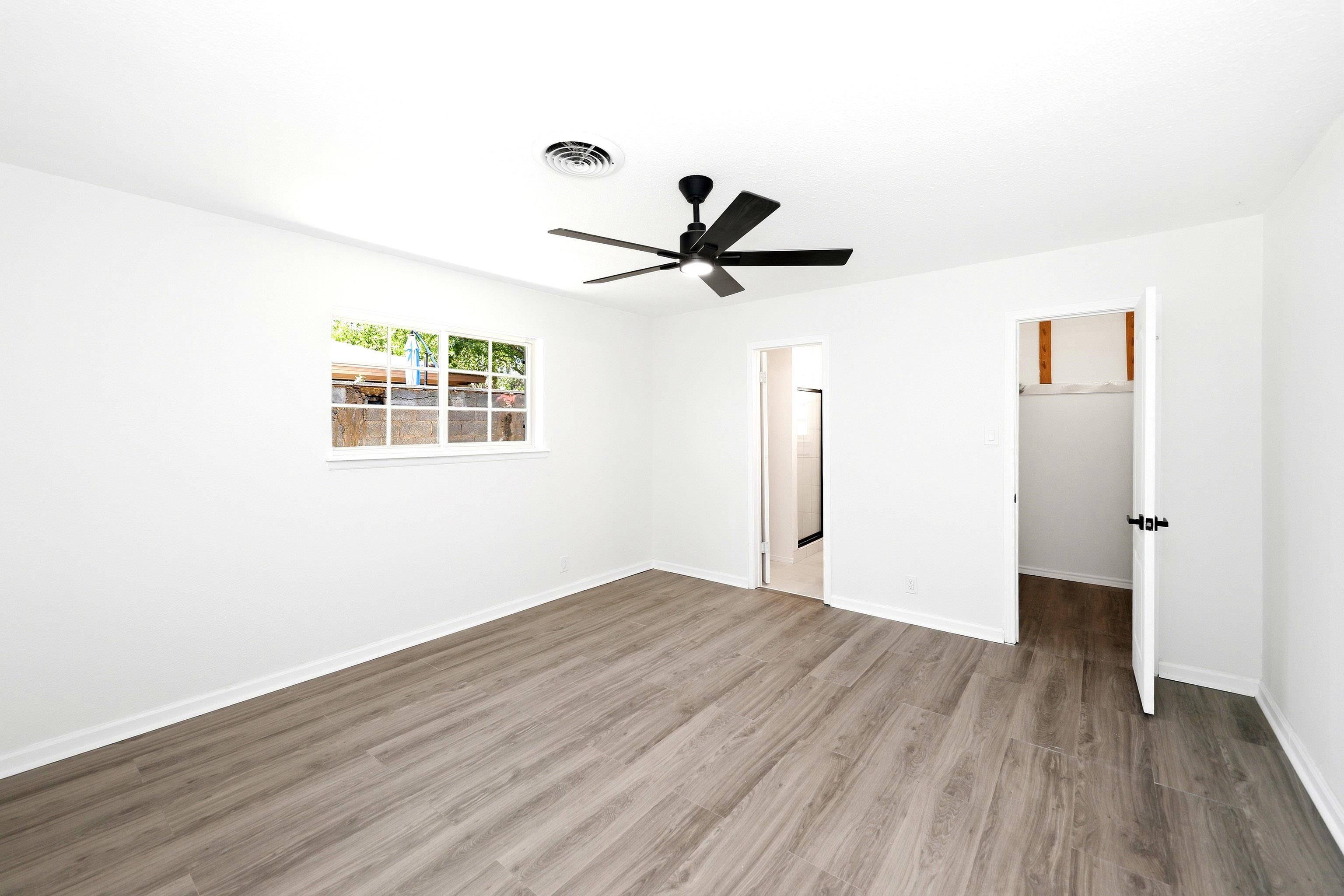 704 Sesame Ln