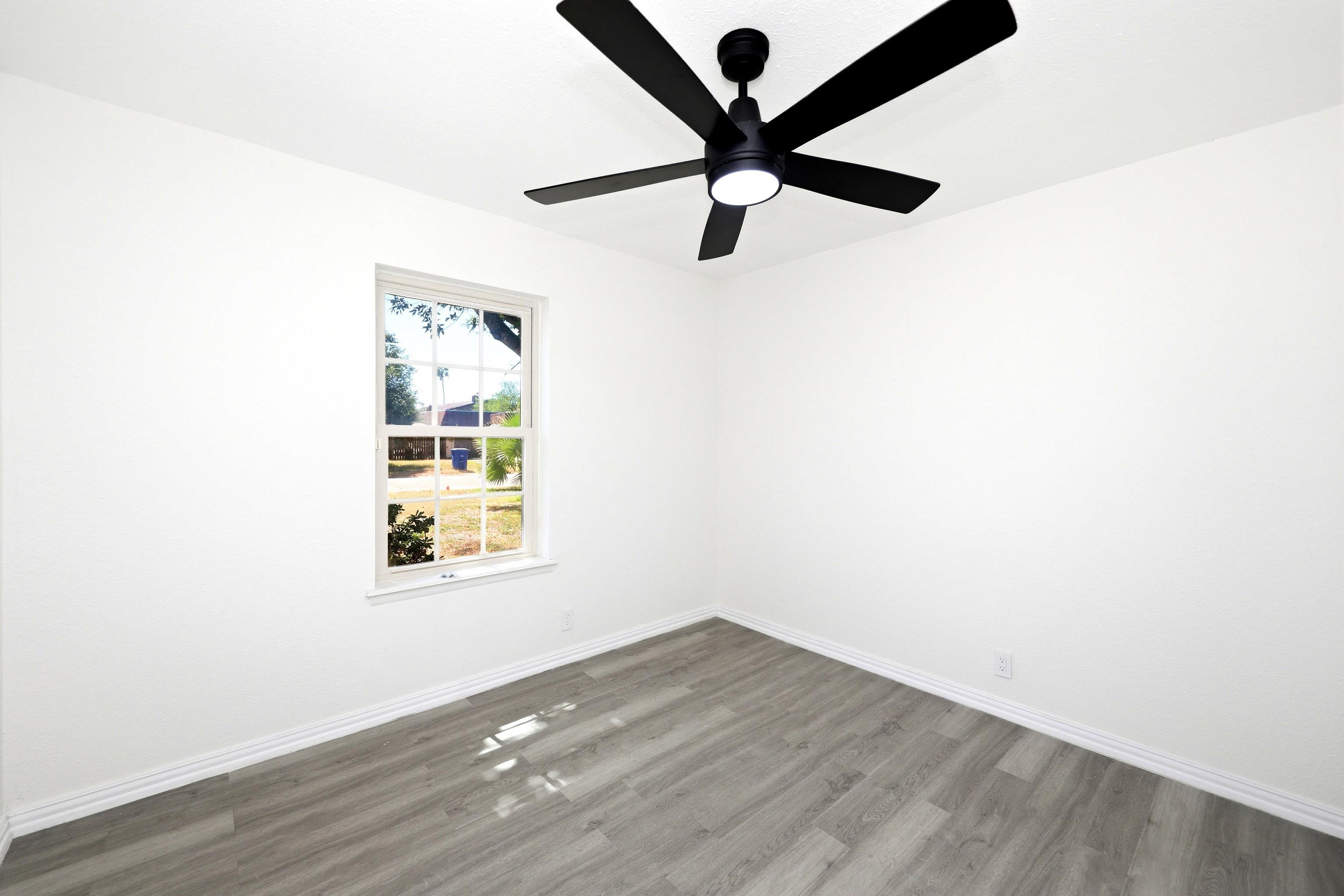 704 Sesame Ln