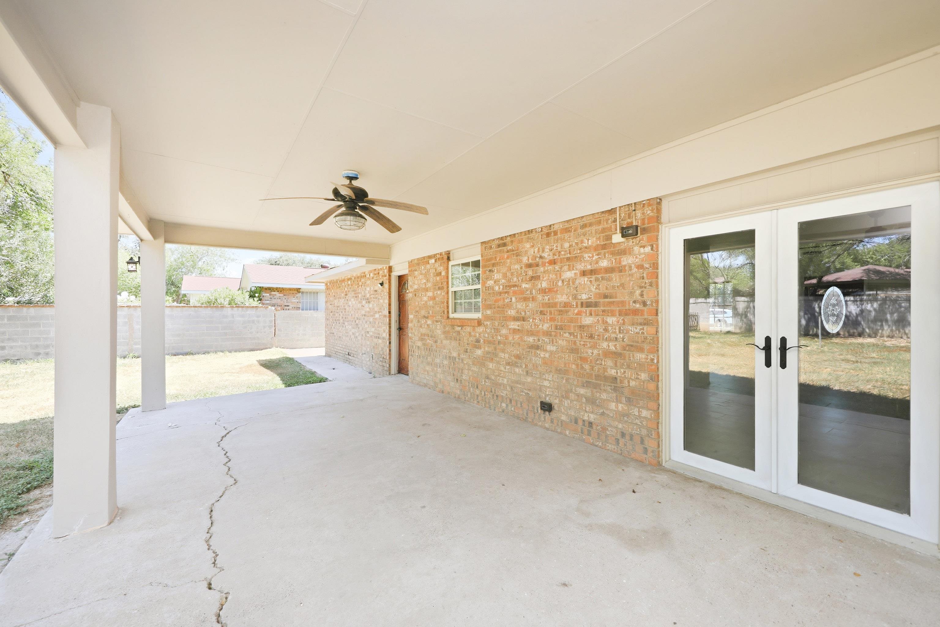 704 Sesame Ln