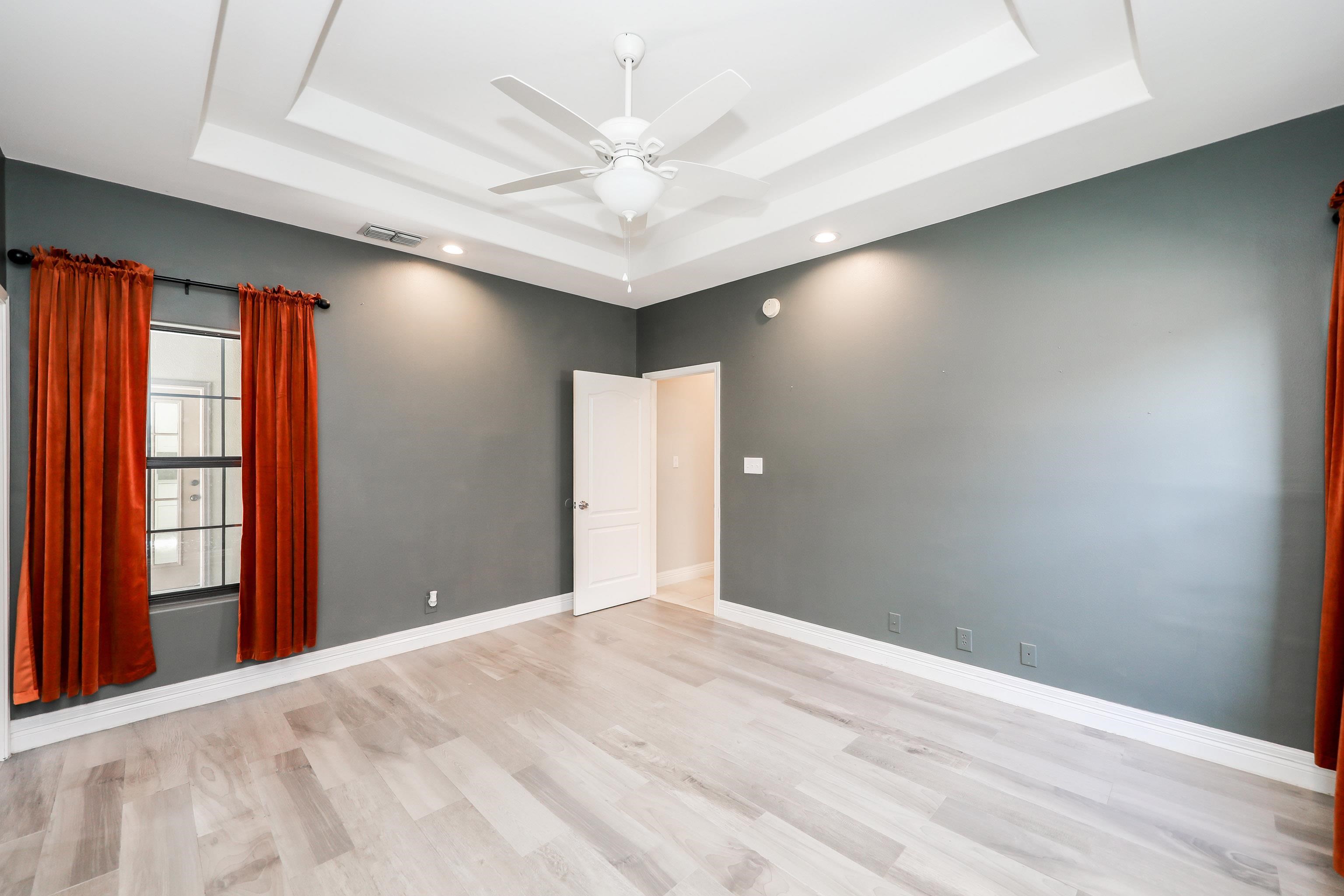 216 Newcastle Dr