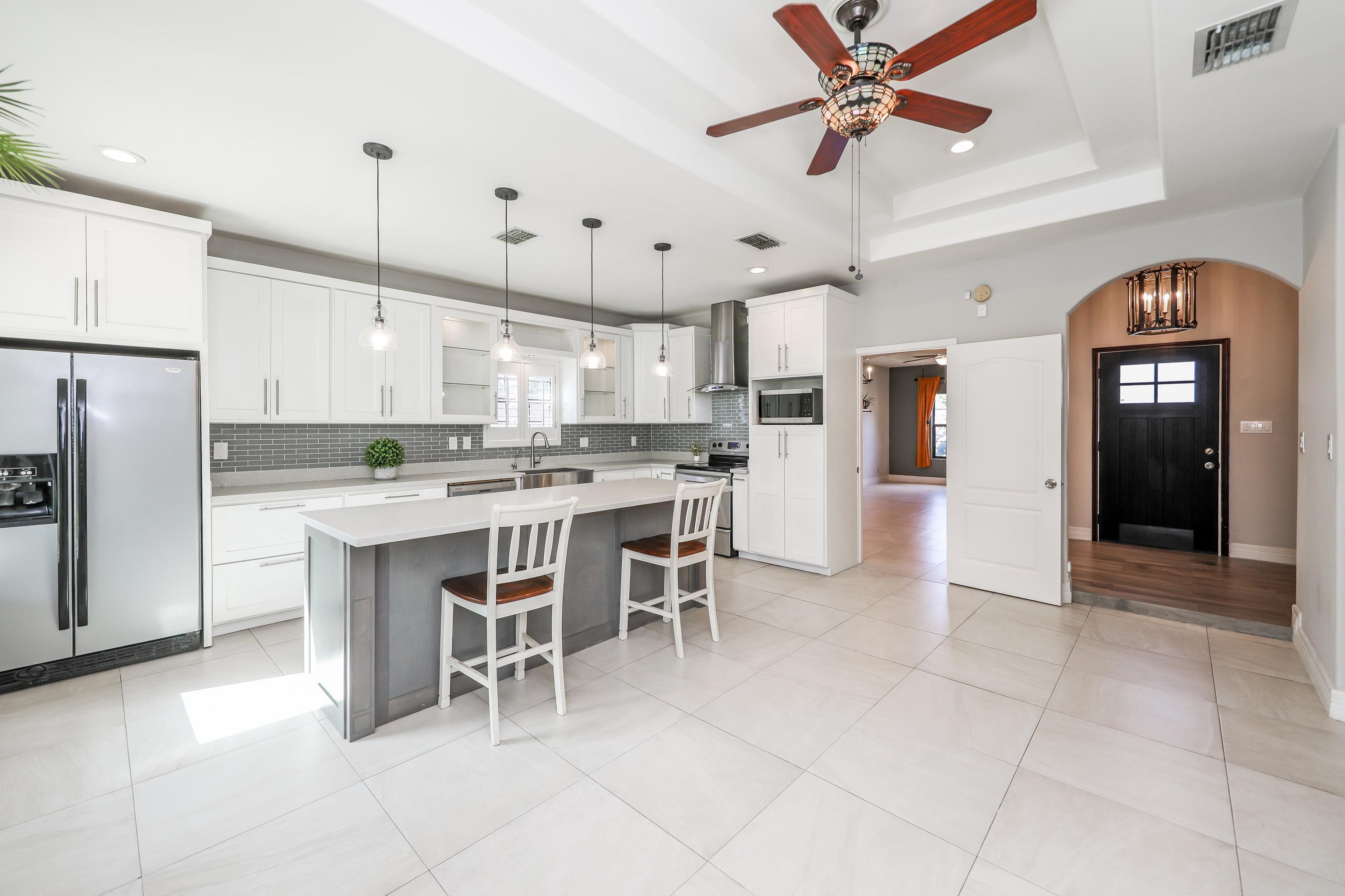 216 Newcastle Dr