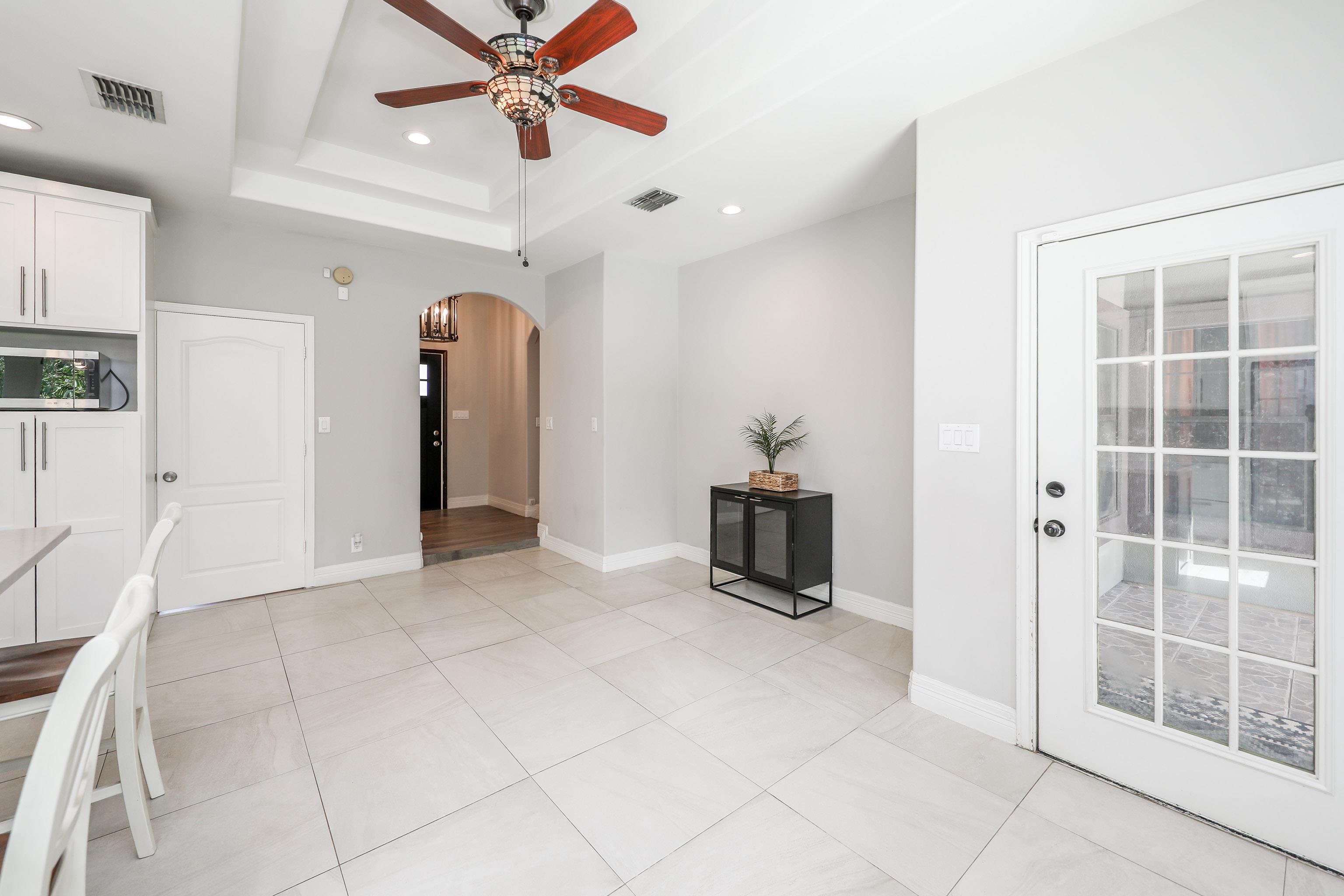 216 Newcastle Dr