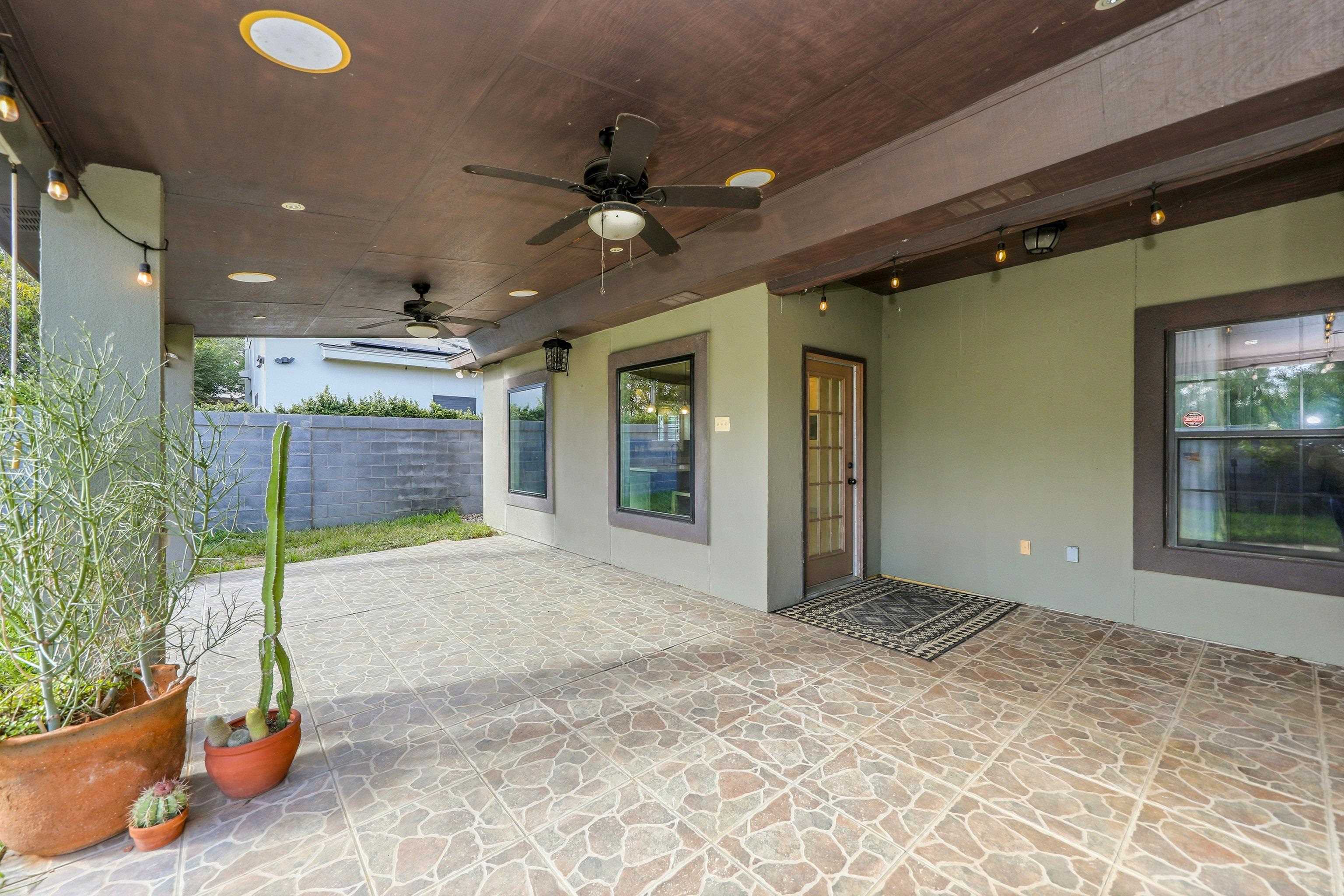 216 Newcastle Dr