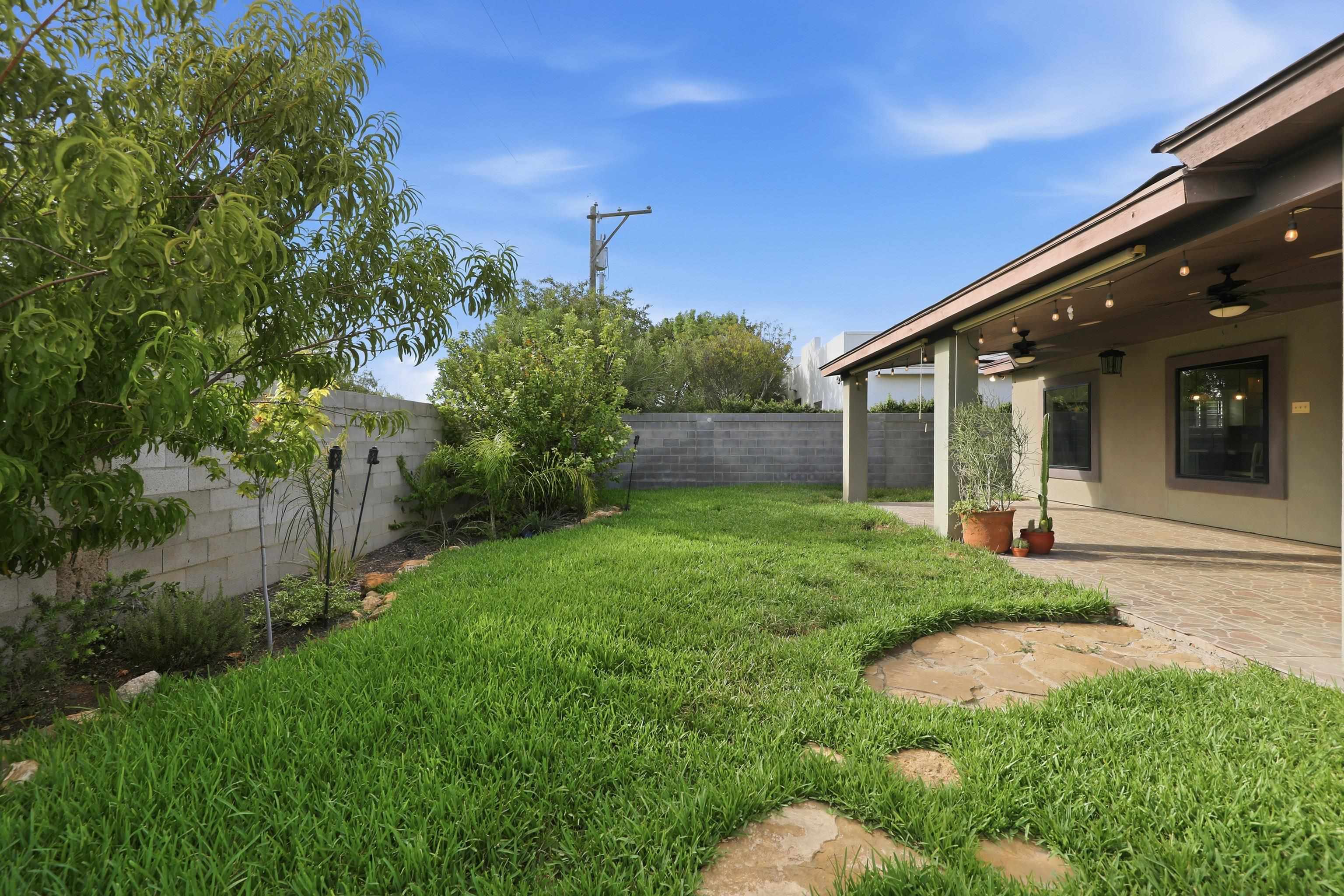 216 Newcastle Dr