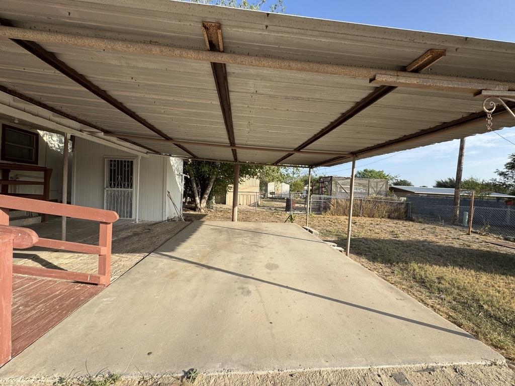 802 Fresno St.