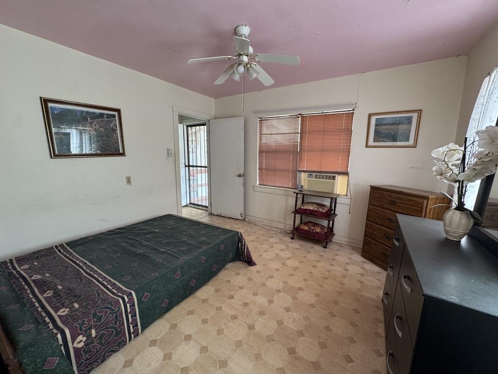 802 Fresno St.