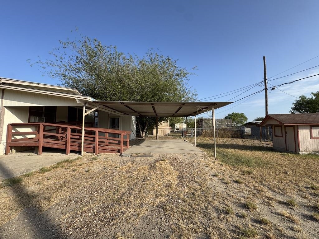 802 Fresno St.