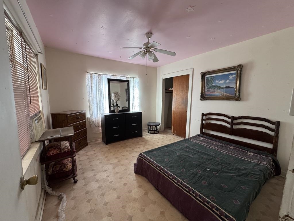 802 Fresno St.