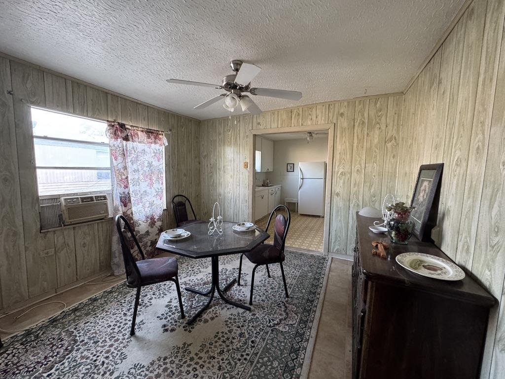 802 Fresno St.