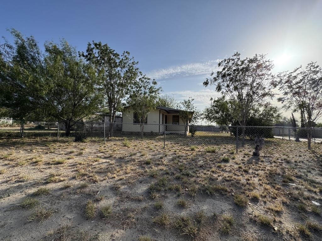802 Fresno St.